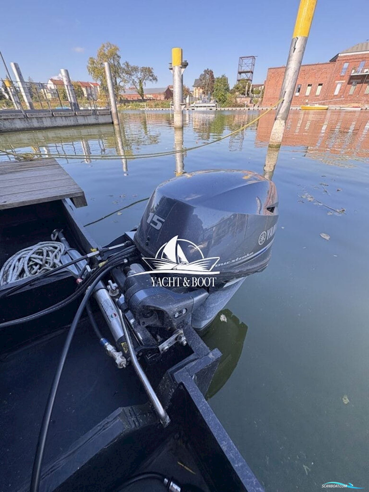 Treibgut Gbr Hausboot 10.6