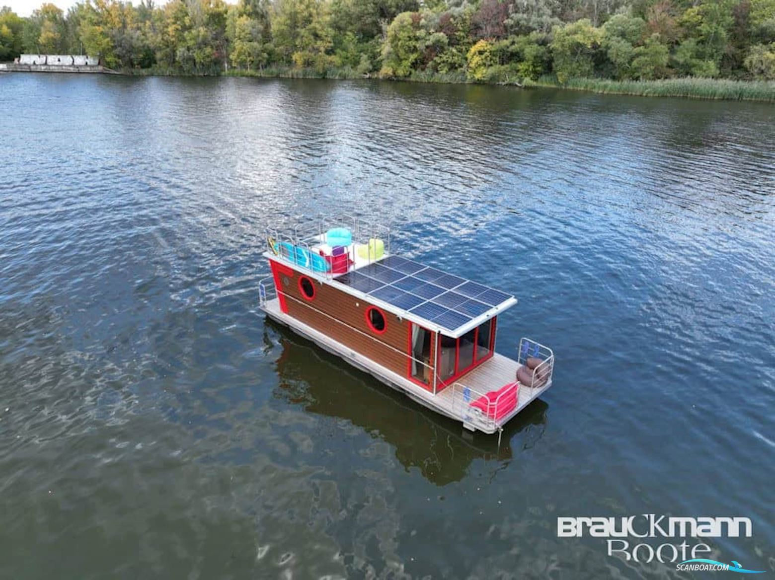 Werftbau Solar Hausboot 2022