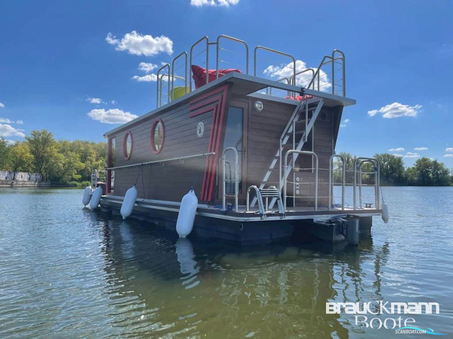 Werftbau Solar Hausboot 2022