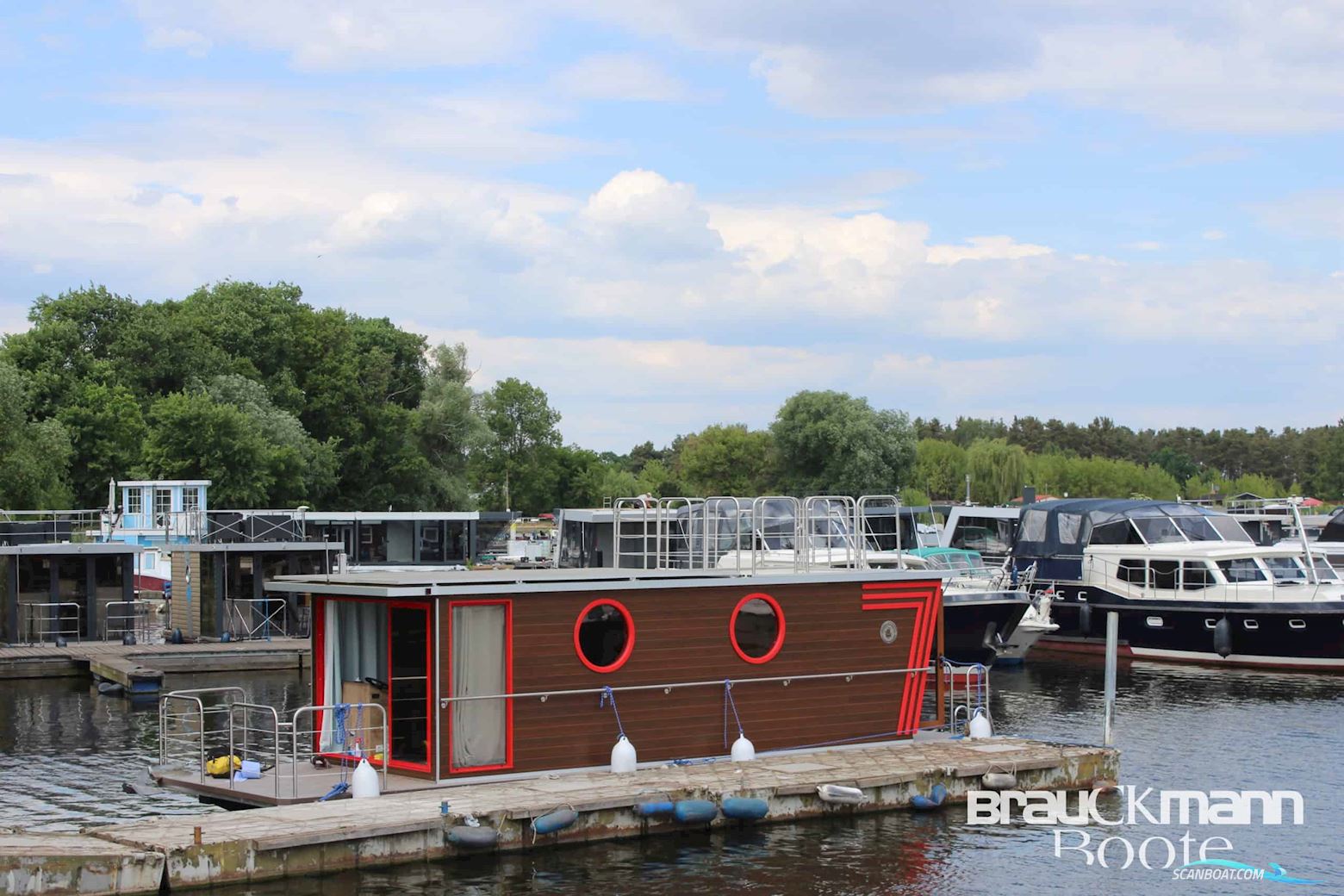 Werftbau Solar Hausboot 2022