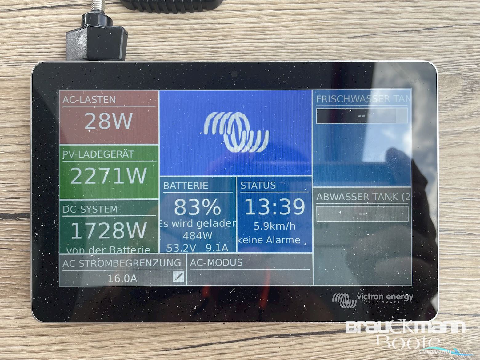 Werftbau Solar Hausboot 2022