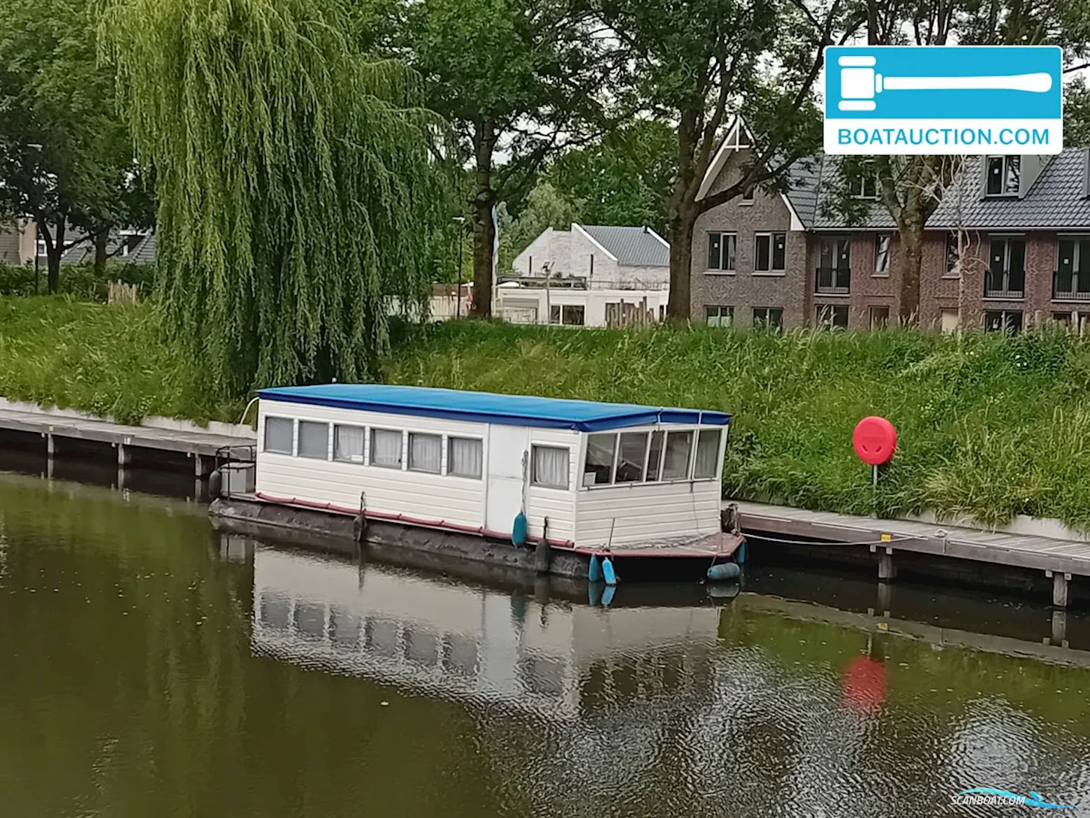 Woonboot 1100
