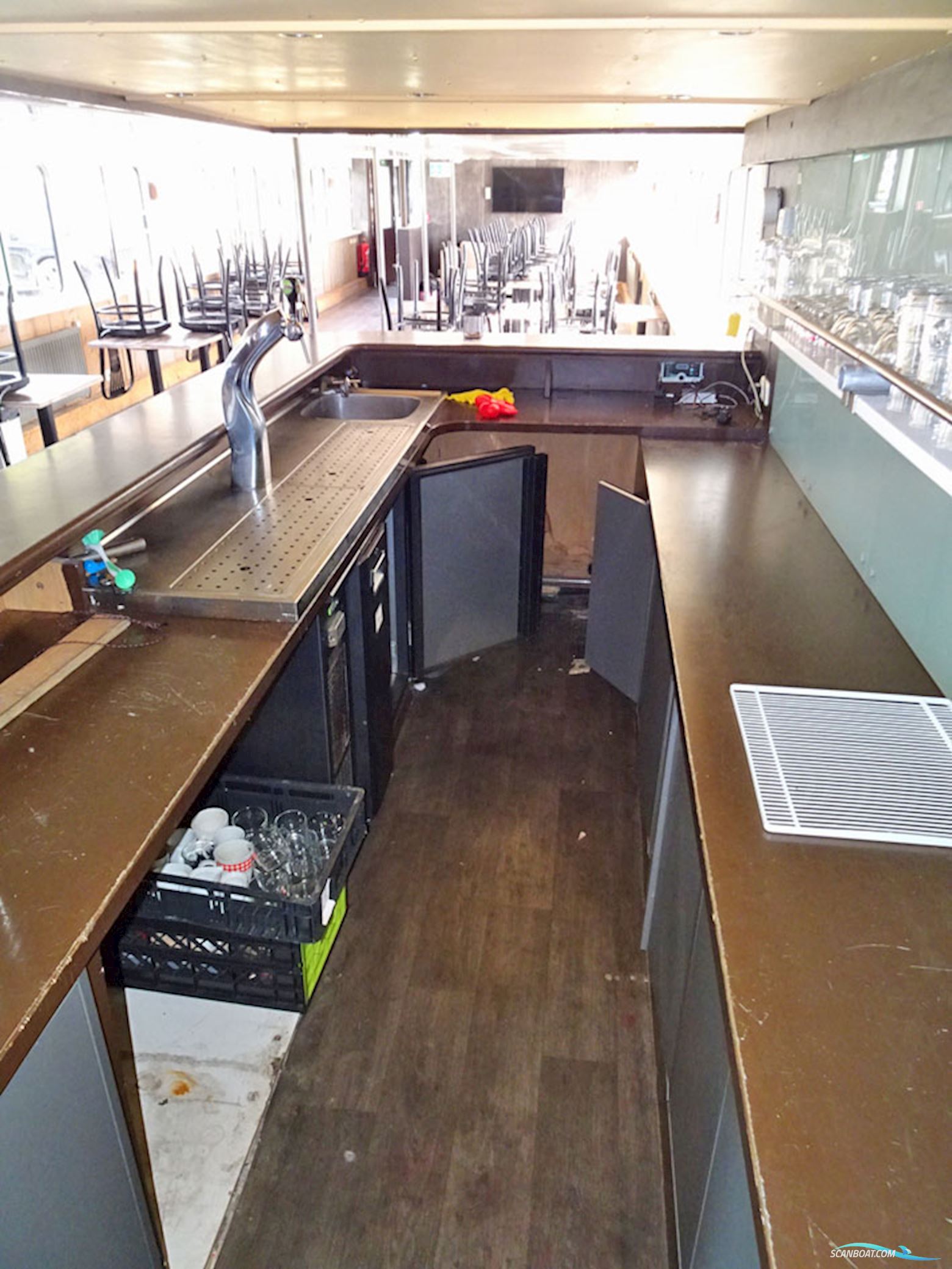 Accommodatie / Hotelschip met UBC