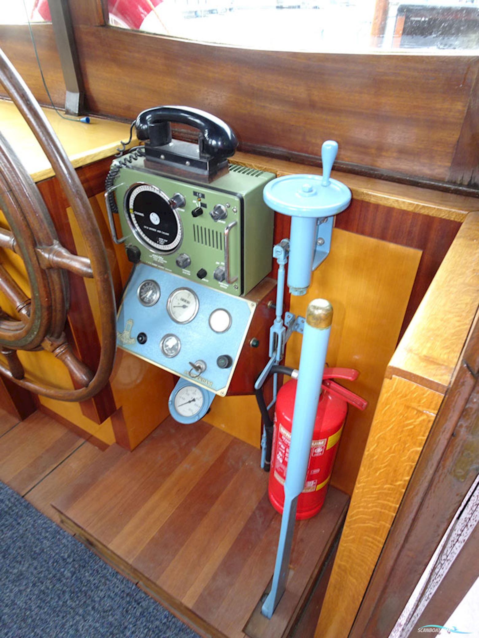 Amsterdammer Sleepboot 15.16