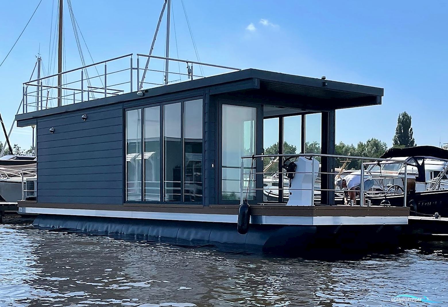 Aqua House Harmonia 340L Houseboat Hus- / Bobåt / Flodbåd 2024, Polen