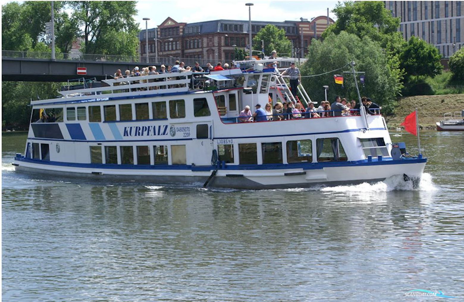 Dagpassagiersschip 221 pers, Rijn gecertificeerd