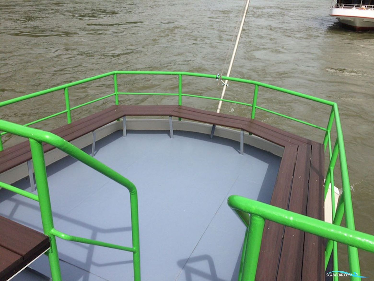 Dagpassagiersschip 50 pers met UBC