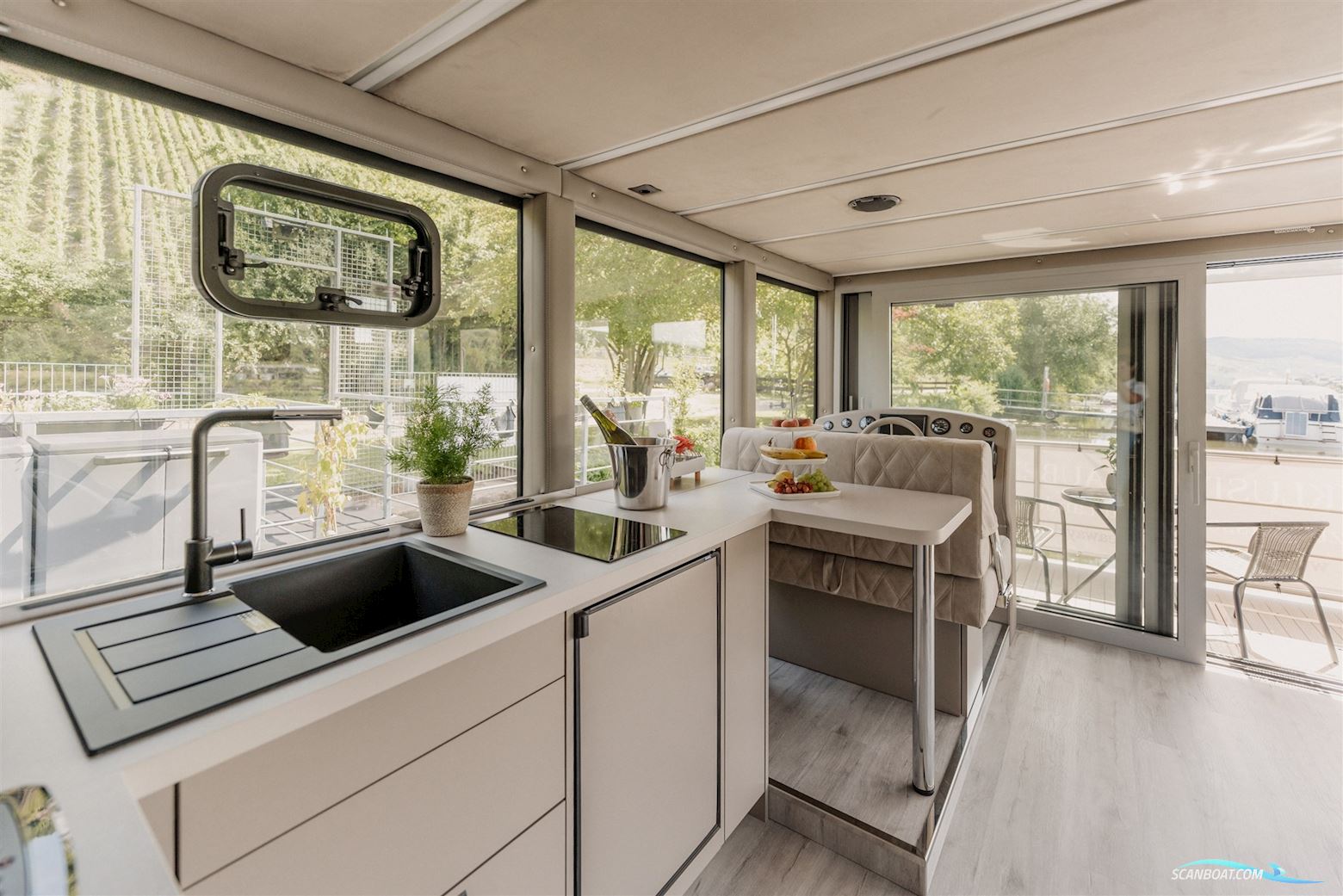 Desidus Hausboot/Hausyacht Compact