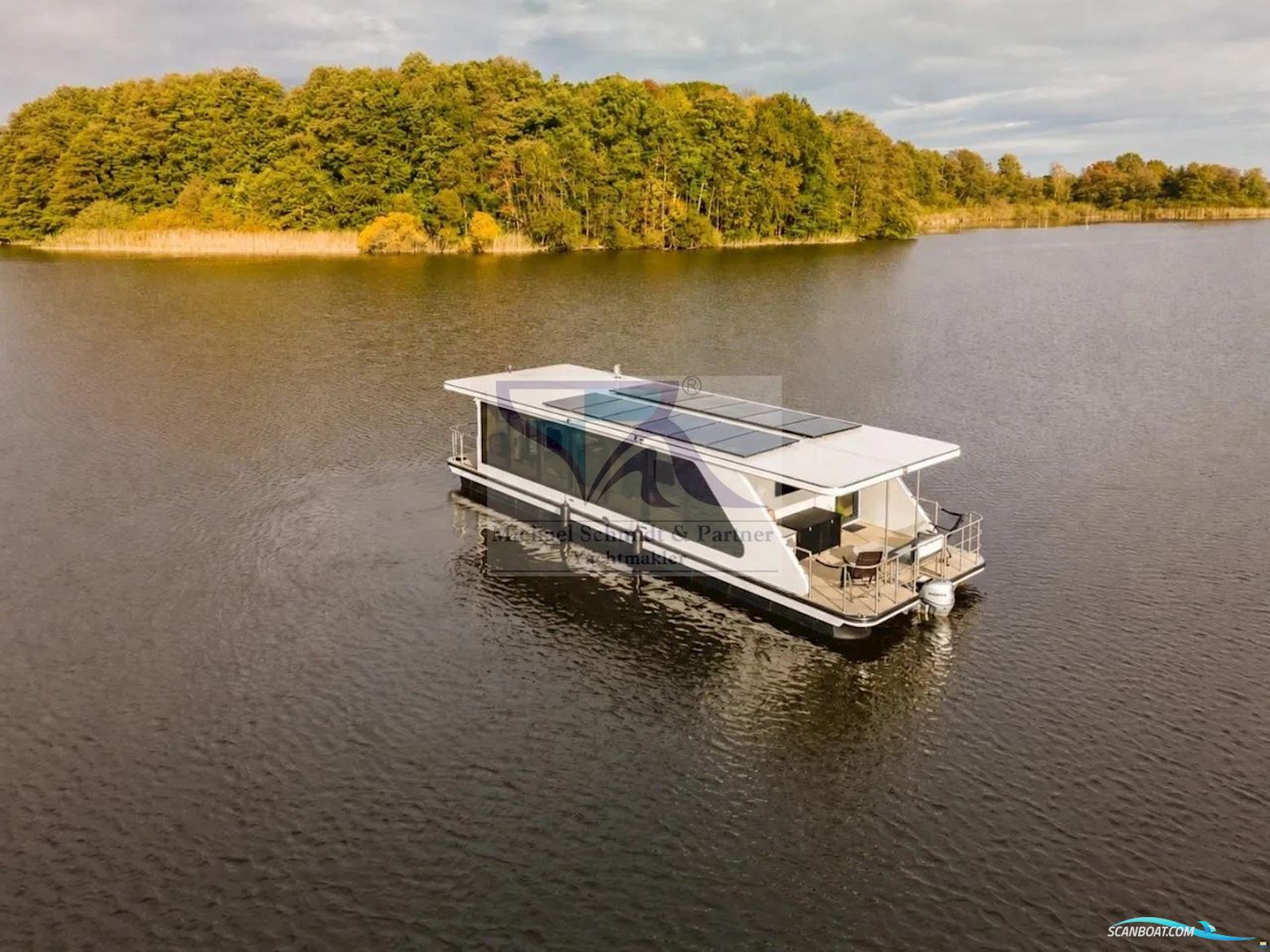 Desidus Hausboot/Hausyacht Lake Suite