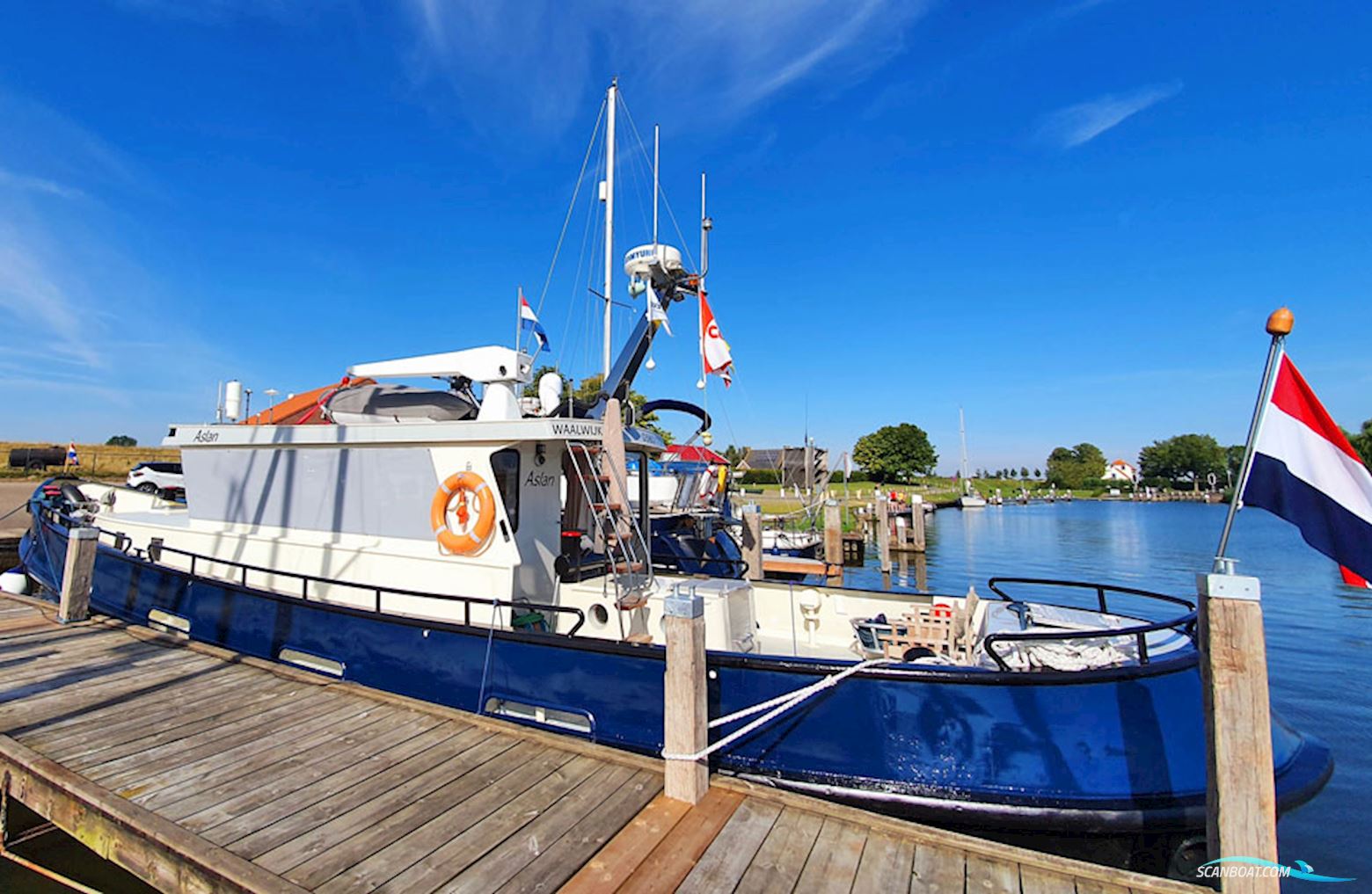 ex Patrouille vaartuig / Varend Woonschip 18.26 met UBC