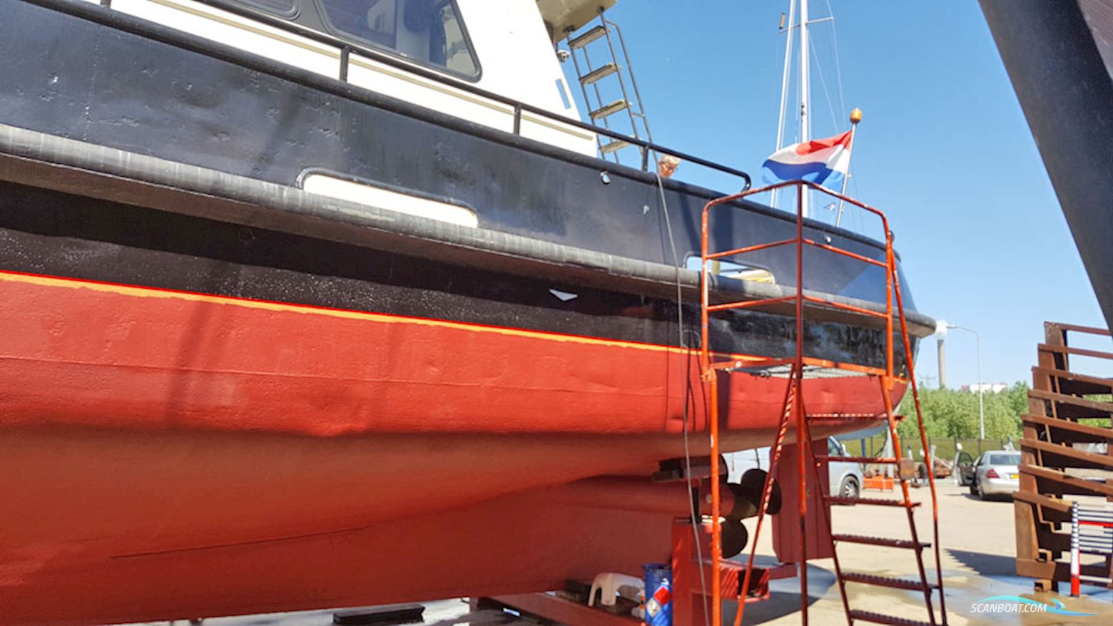 ex Patrouille vaartuig / Varend Woonschip 18.26 met UBC