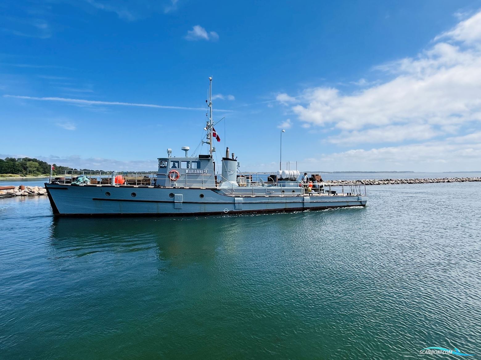 Former Danish Naval Vessel and mine sweeper Marianne-F Hus- / Bobåt / Flodbåd 1941, med Grenå - 4 takts 6 Cylinder motor, Danmark