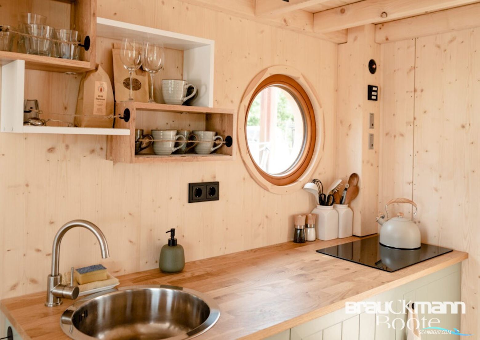 Hausboot-Manufaktur Tiny 40