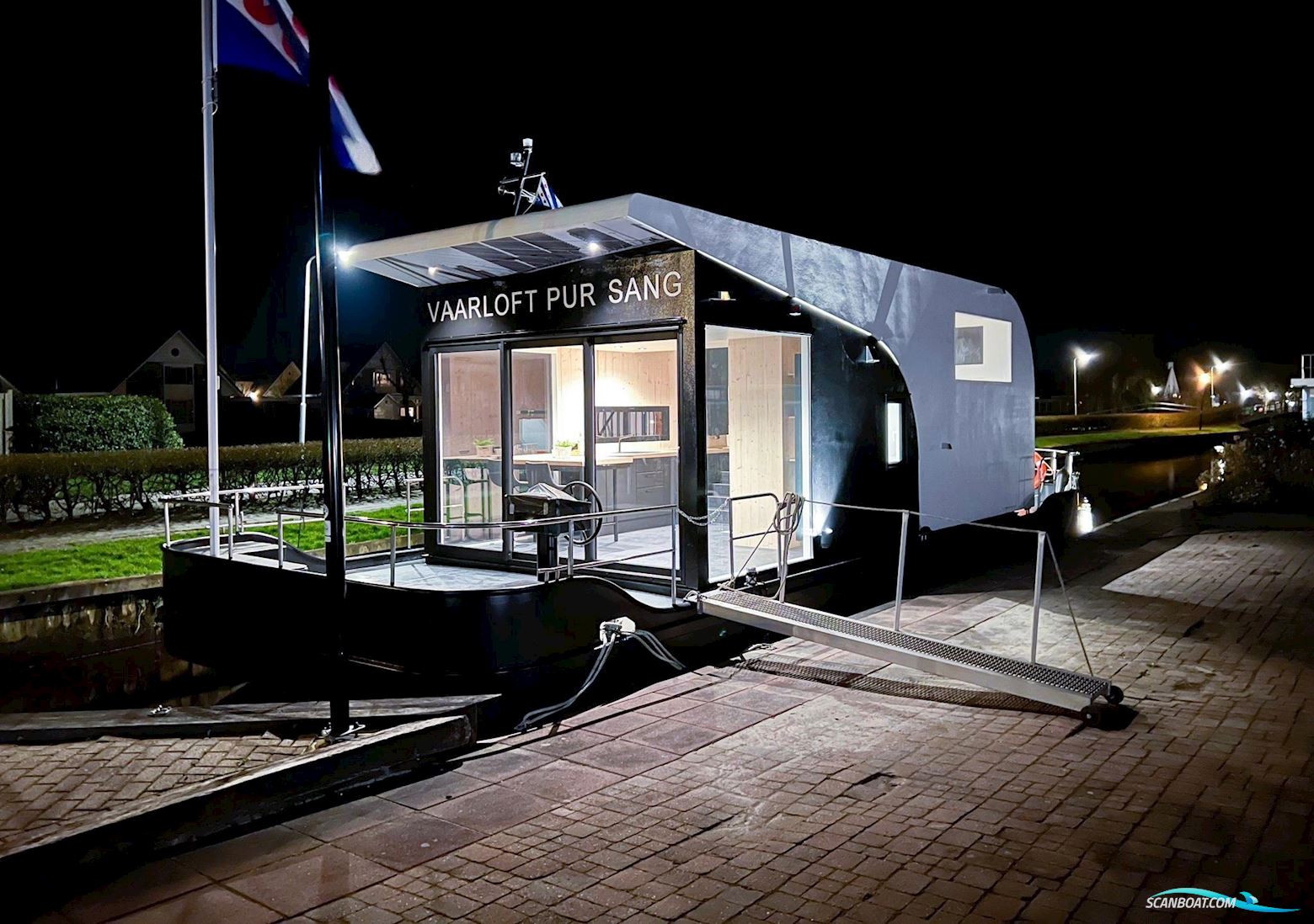 Homeship Vaarloft Volledig Elektrische Houseboat Hus- / Bobåt / Flodbåd 2022, Holland
