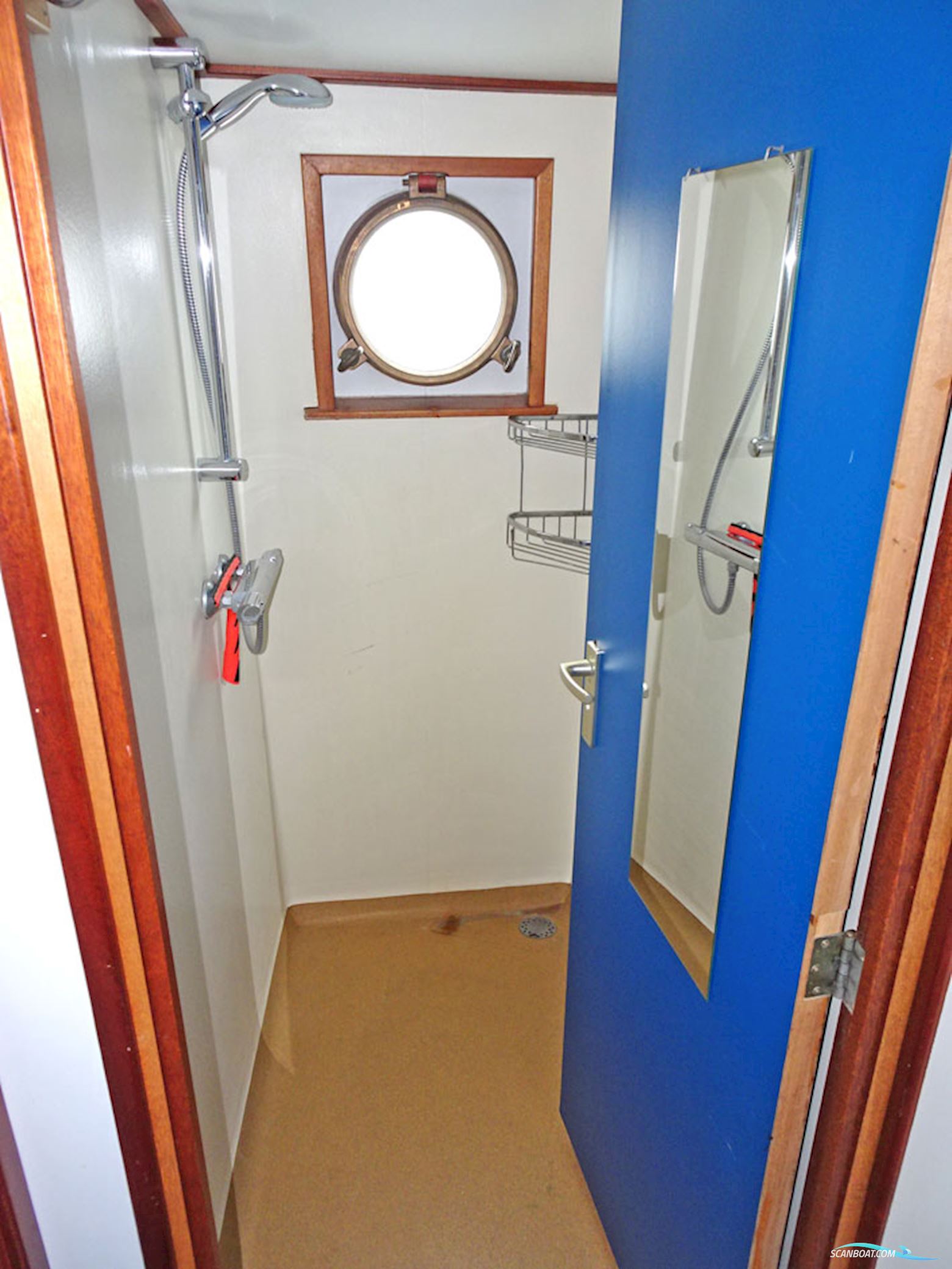 Hotel / Passagiersschip 18 pass 18 pass