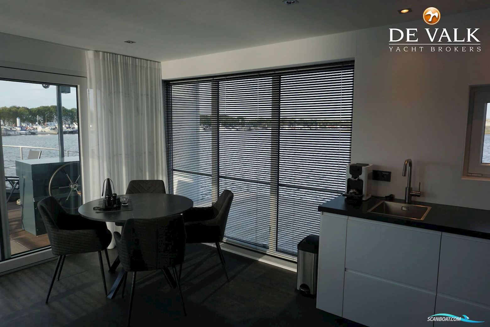 Houseboat 19.50 Meter