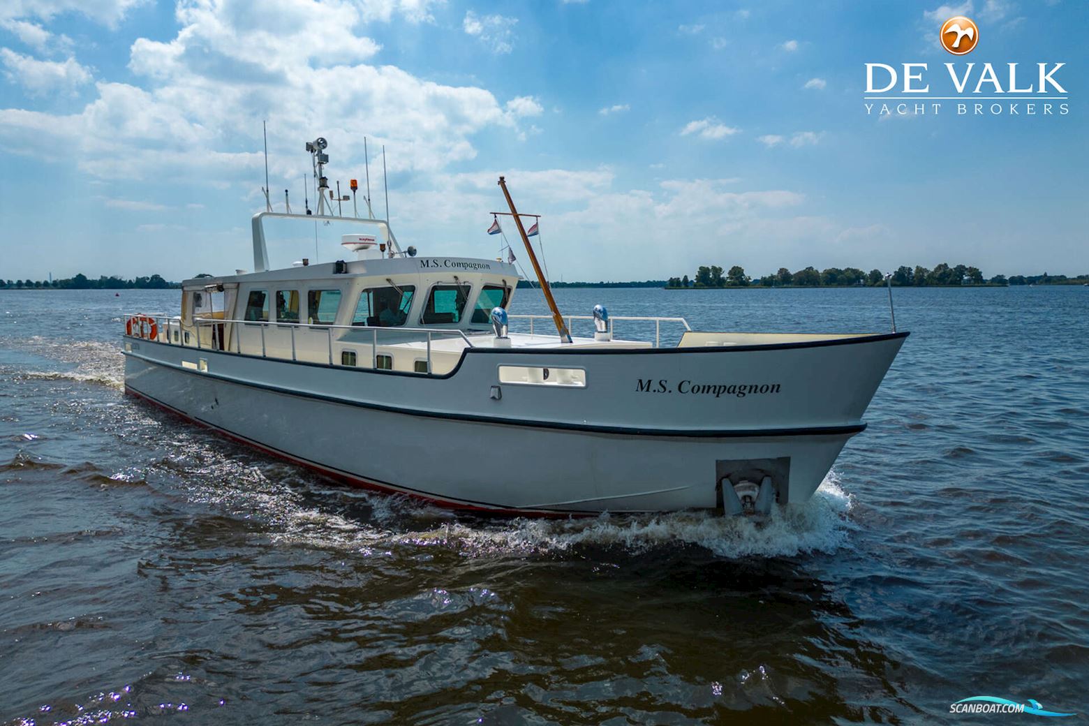 Houseboat MS Compagnon