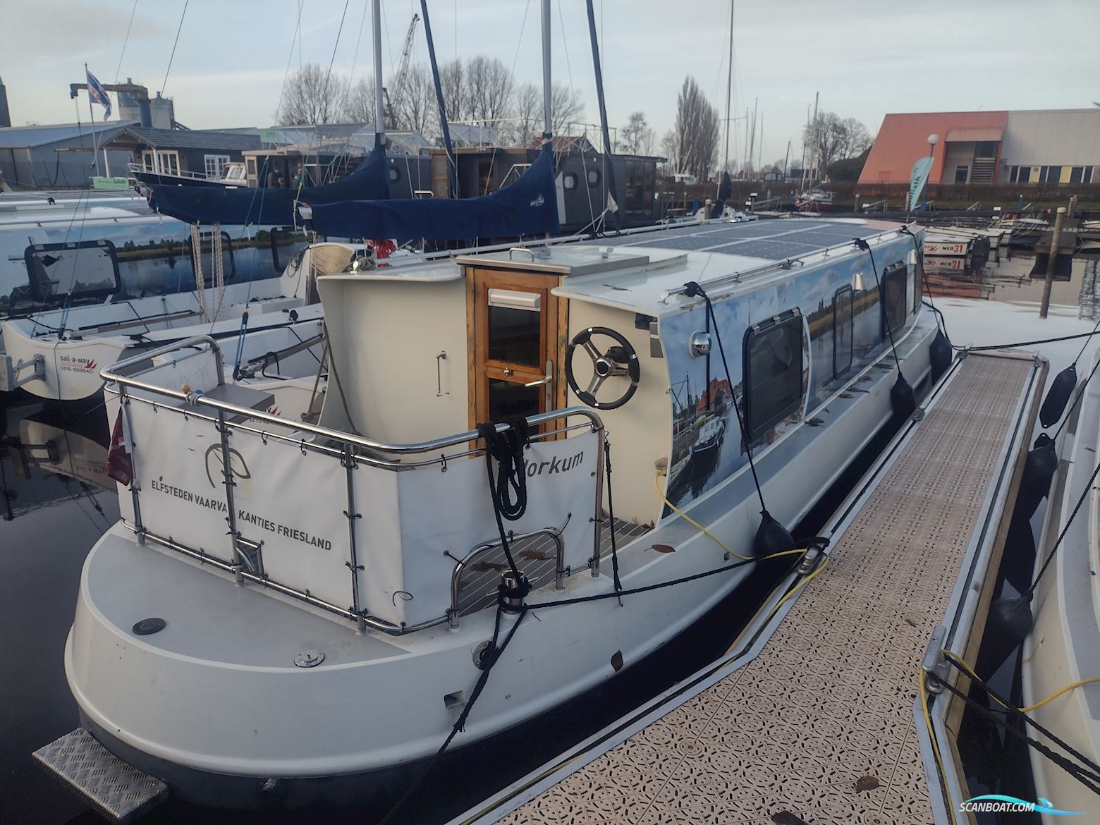 Houseboaten ( 4x ) Houseboaten ( 4x ) Hybride/Electrisch Varend Hus- / Bobåt / Flodbåd 1984, Holland