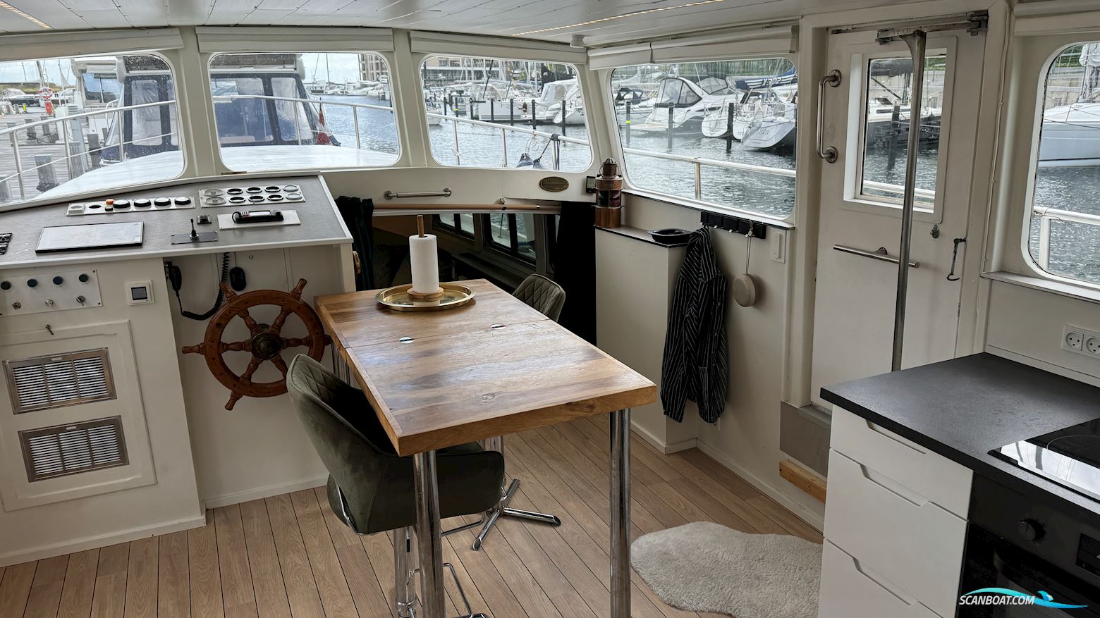 Husbåd i Tuborg Havn