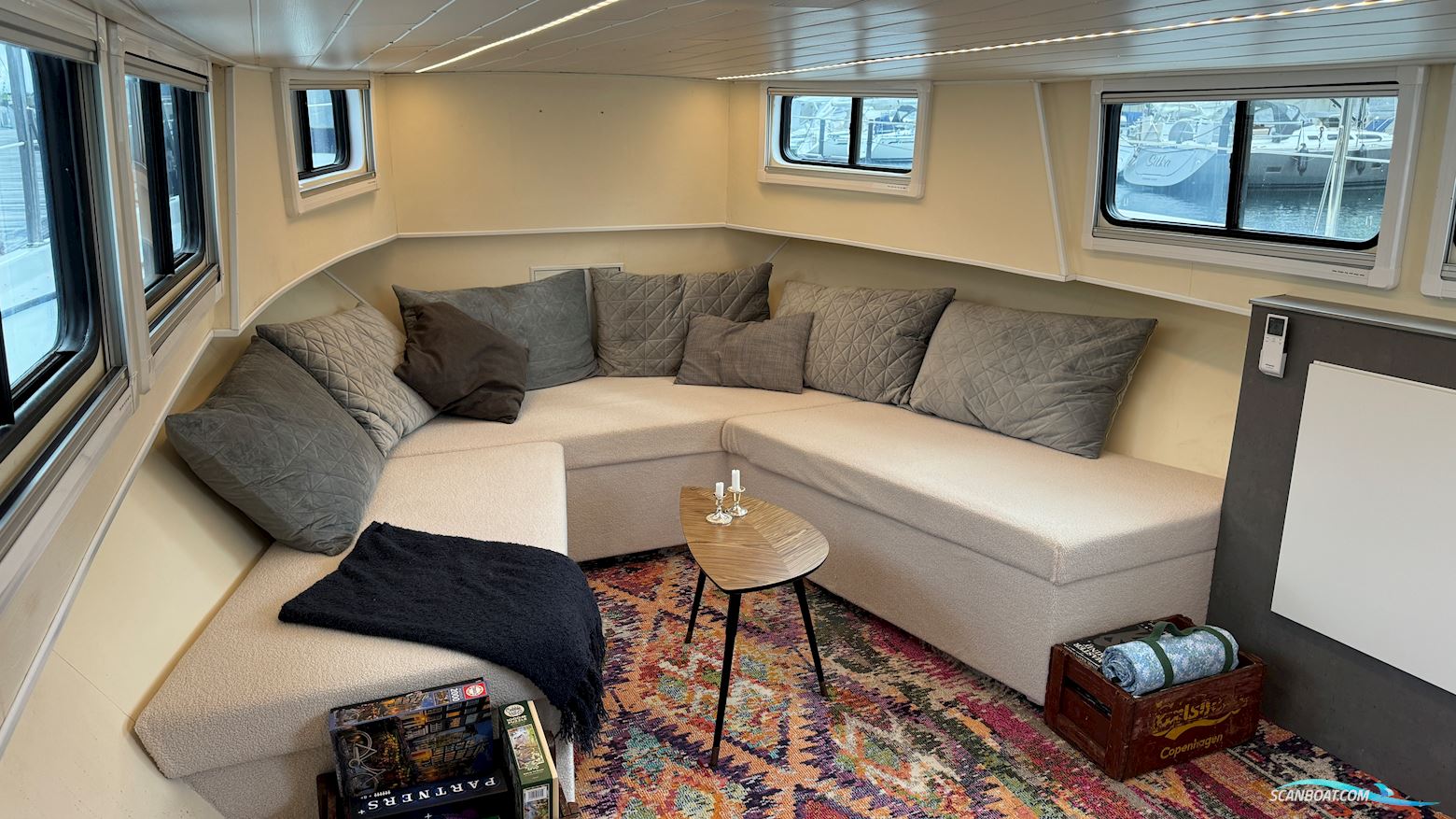 Husbåd i Tuborg Havn