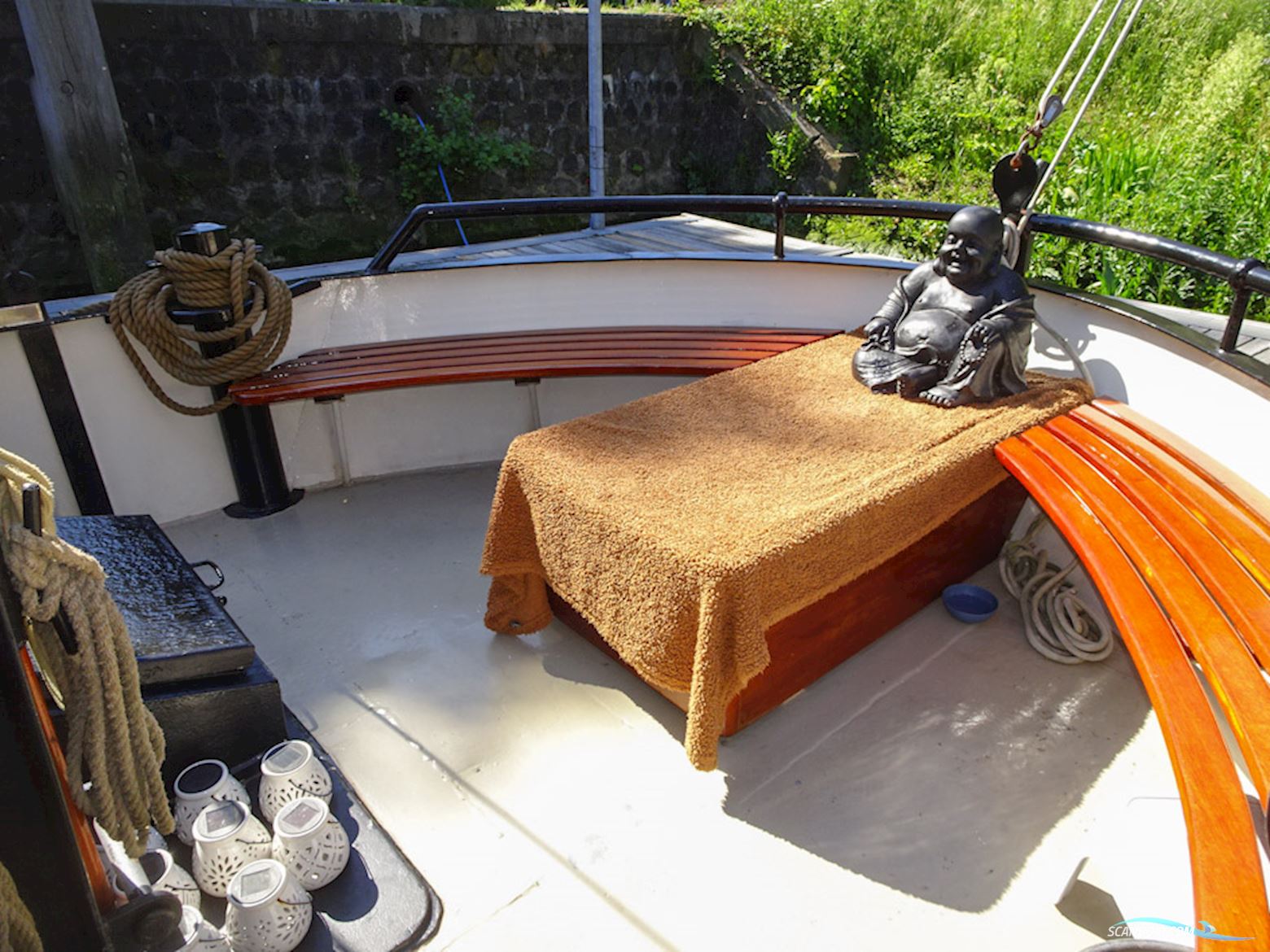 Kotter varend woonschip 14.95