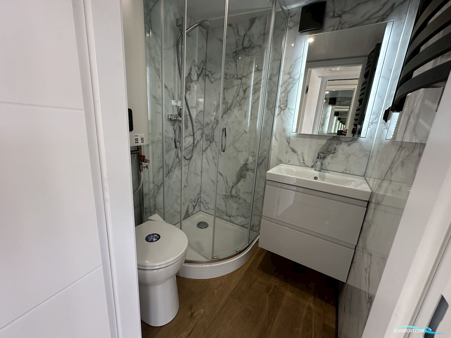 La Mare Houseboat STB 4.0 (Canalboat 4)