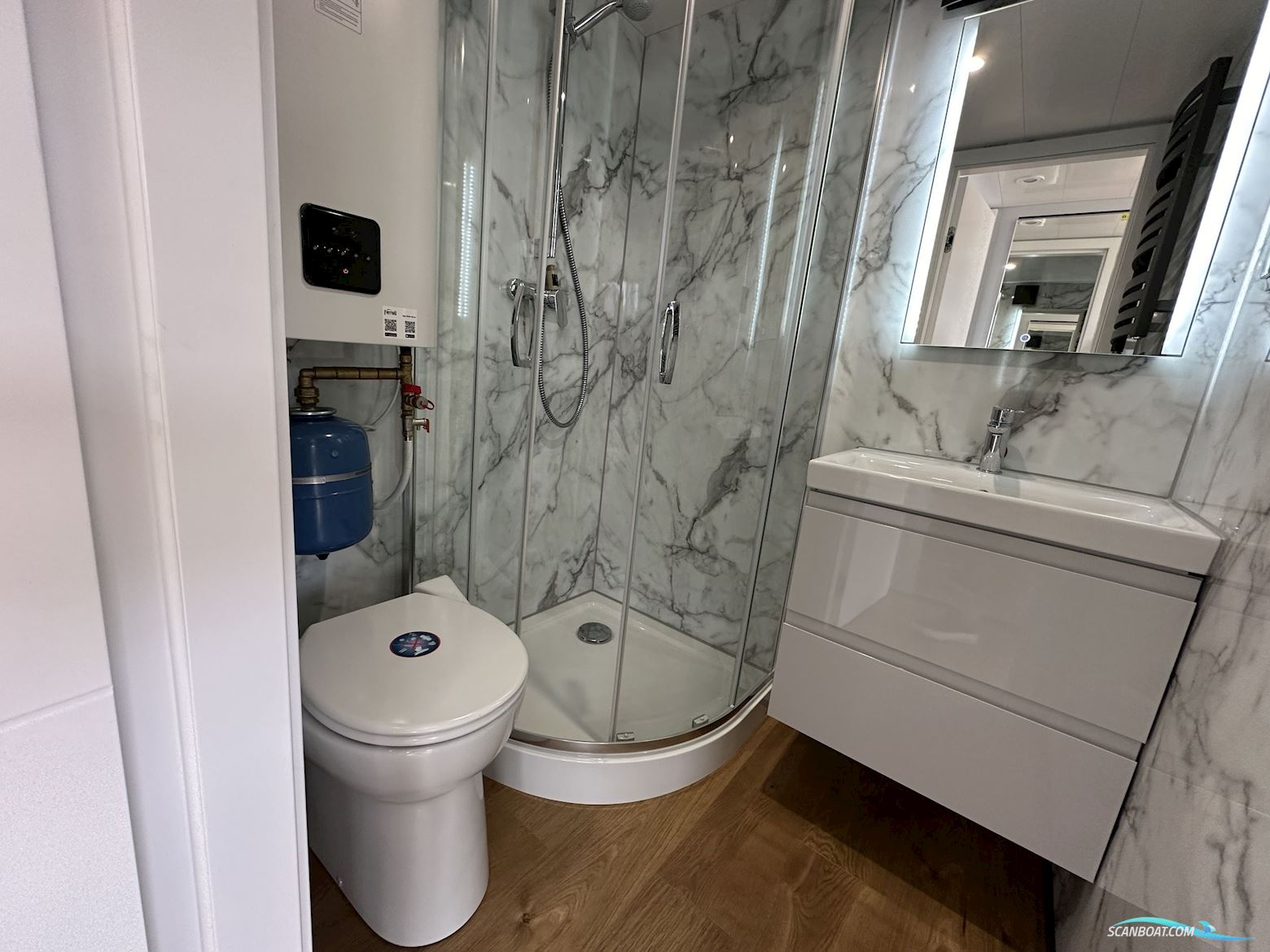 La Mare Houseboat STB 4.0 (Canalboat 4)