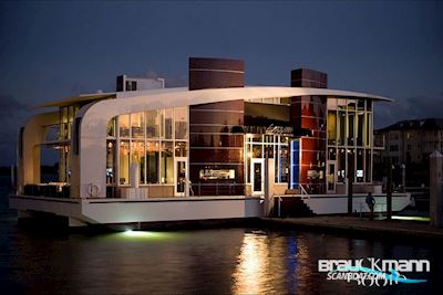 Lazzara Marine Präsentations-Hausboot Hus- / Bobåt / Flodbåd 2015, Tyskland