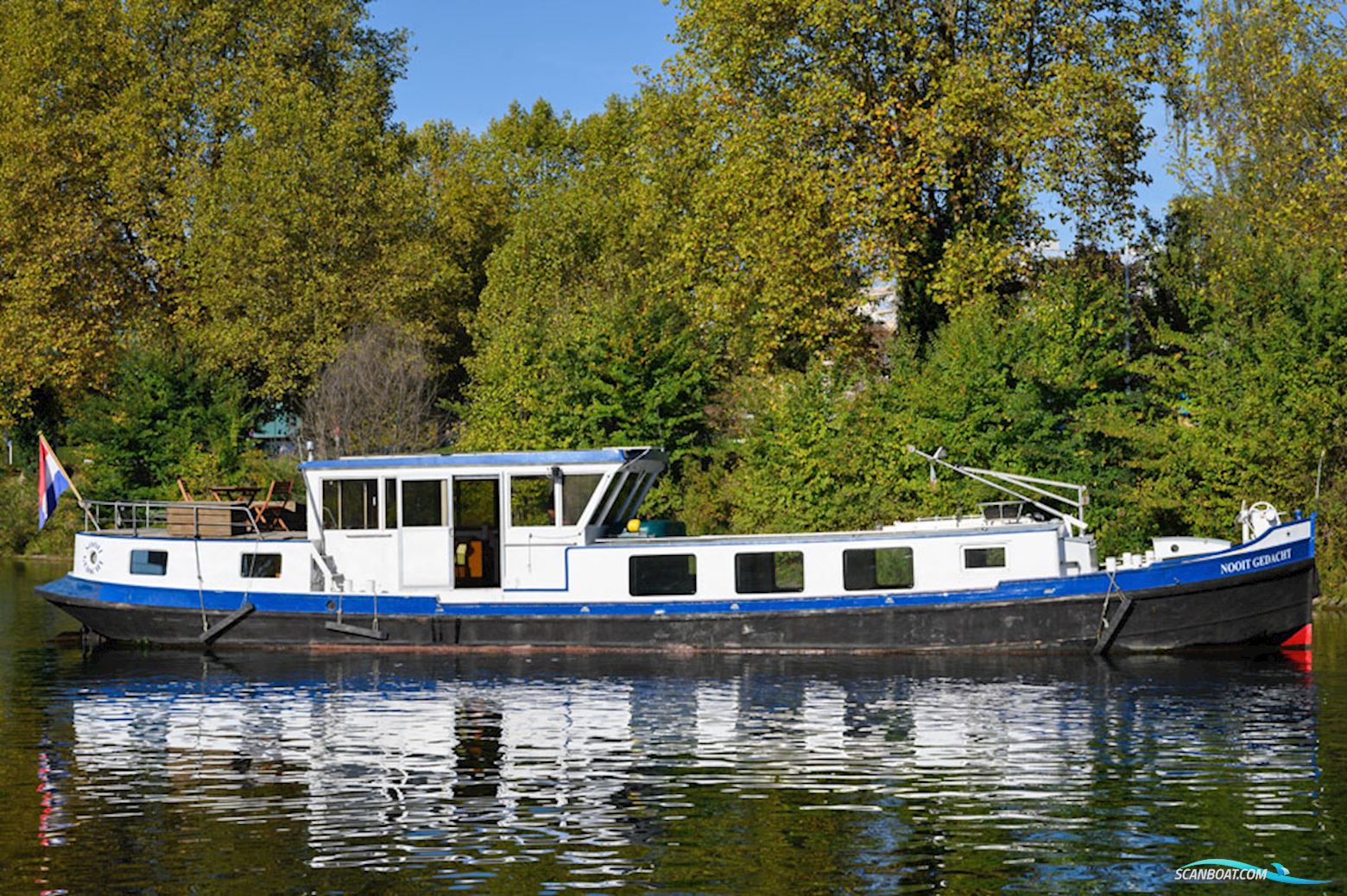 Luxe Motor 21.18 Met Ubc