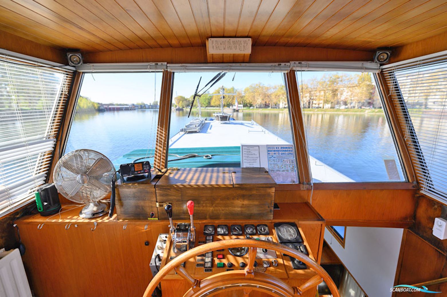 Luxe Motor 21.18 Met Ubc