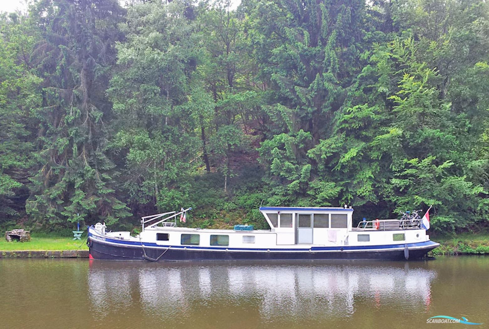 Luxe Motor 21.18 Met Ubc