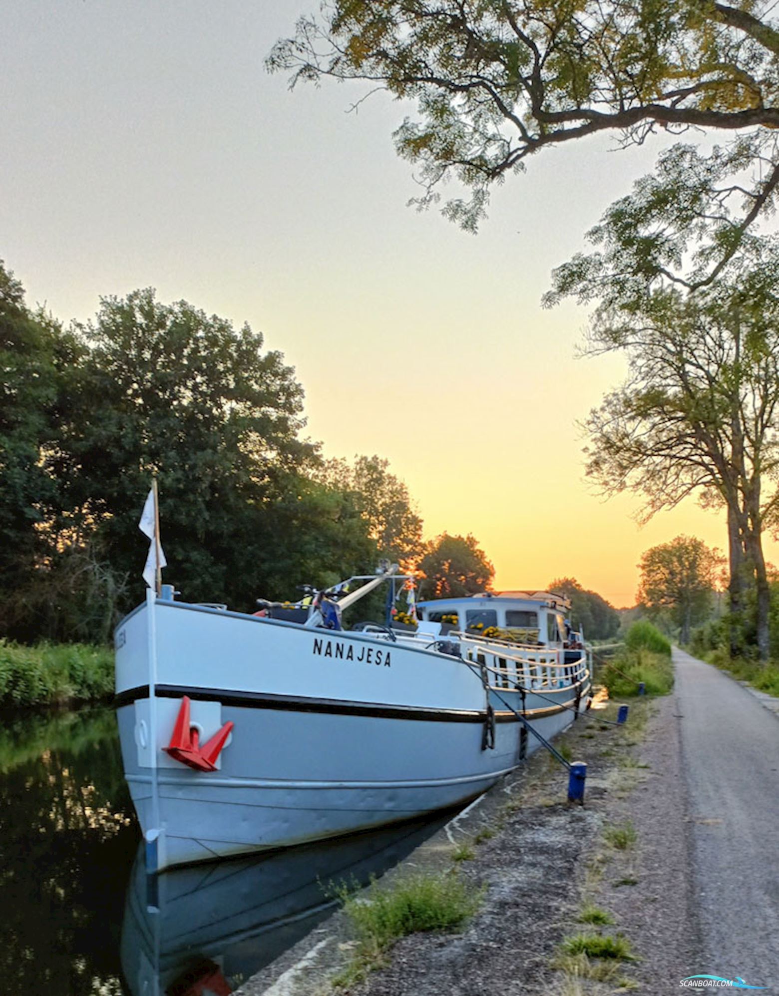 Luxe Motor 26.25 Met Ubc