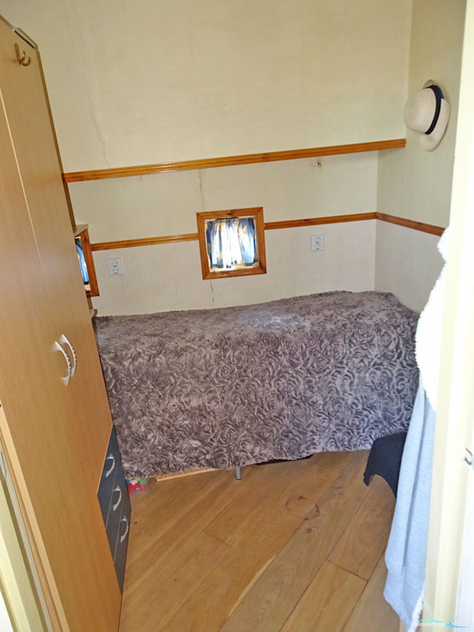 Luxe Motor 36.72, Cbb Rijn