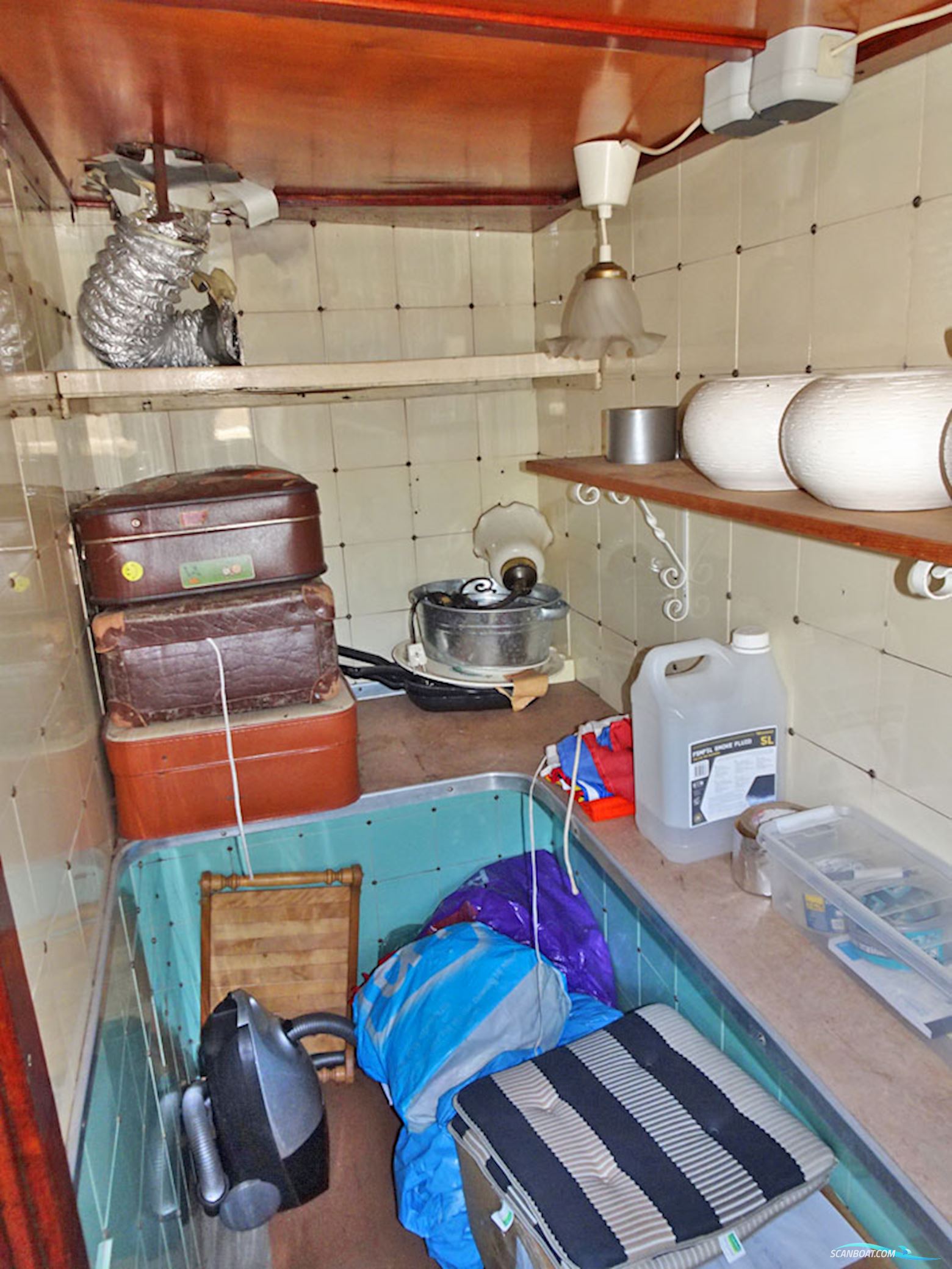 Luxe Motor 36.72, Cbb Rijn