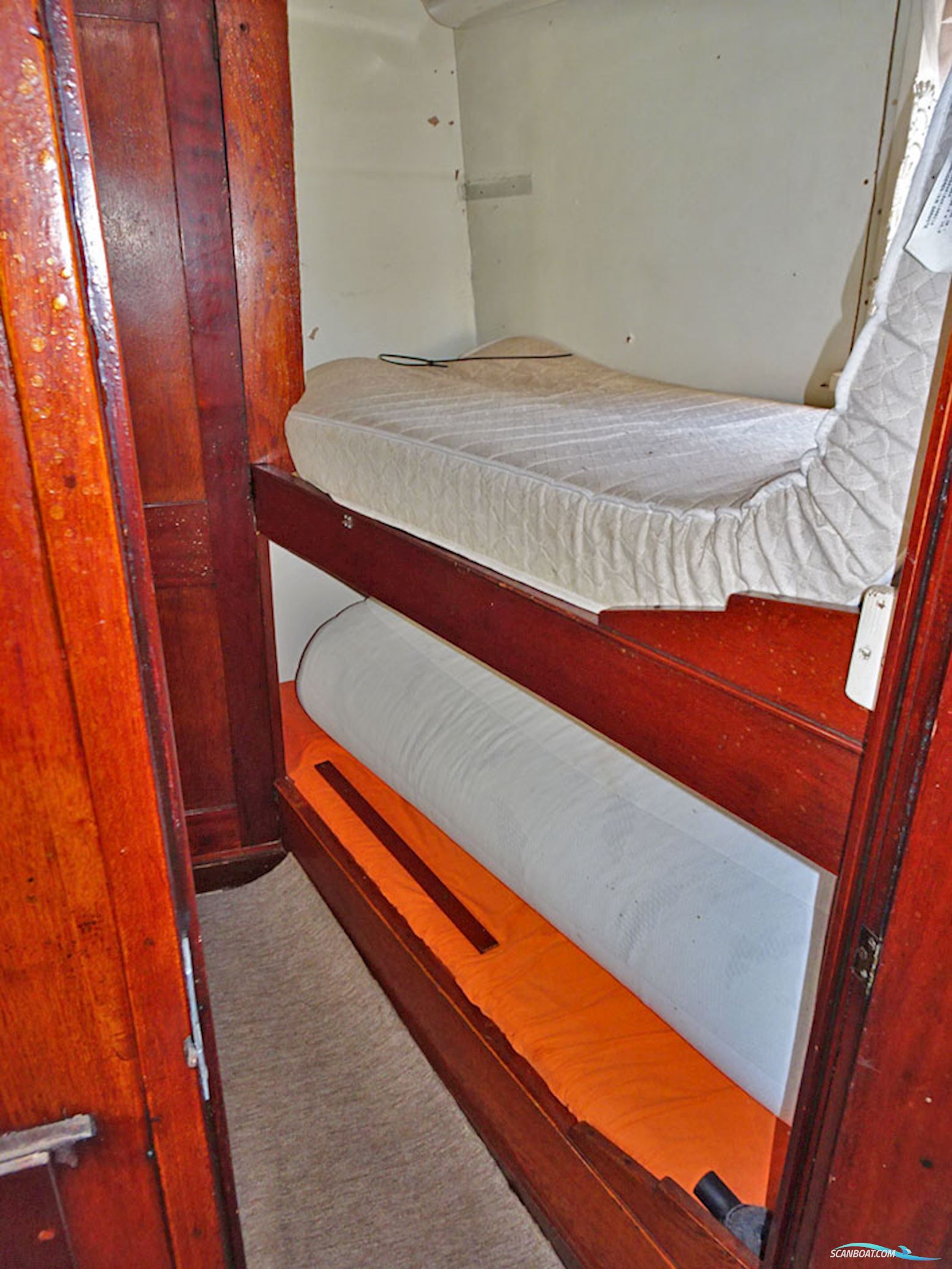 Luxe Motor 36.72, Cbb Rijn