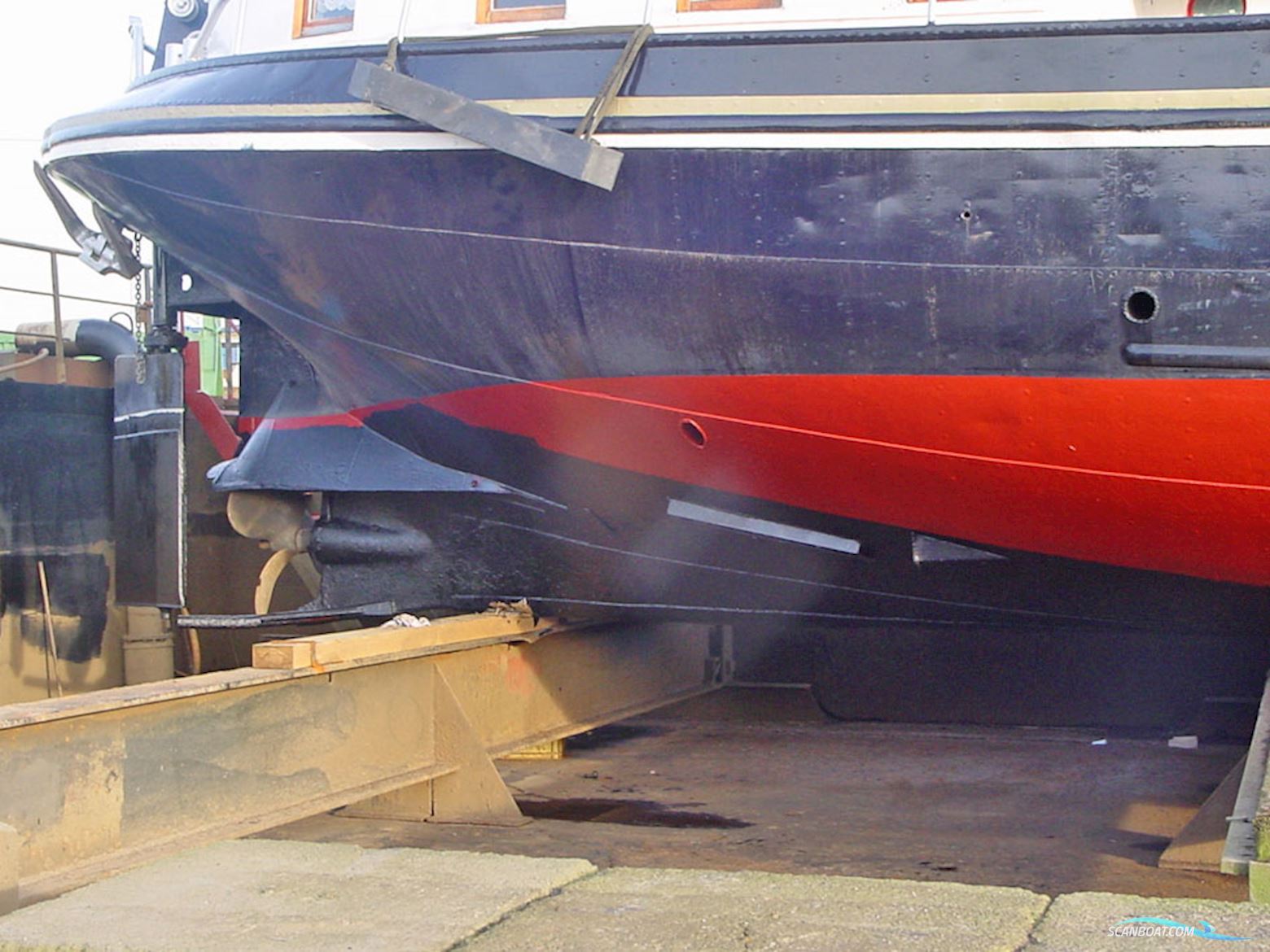 Luxe Motor 36.72, Cbb Rijn