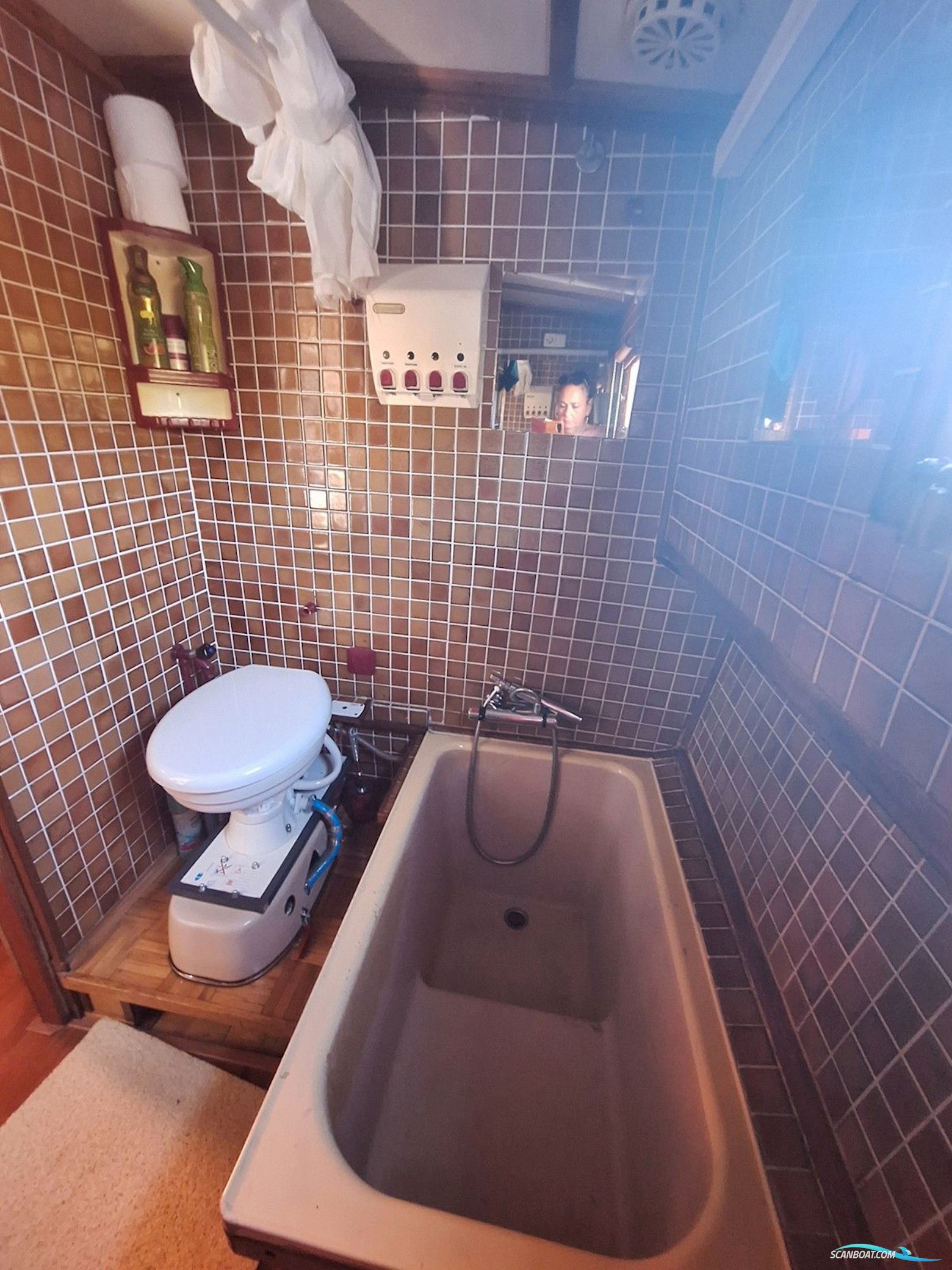 Motorkruiser 1800 AK Zeewaardig Recreatieboot | Woonboot