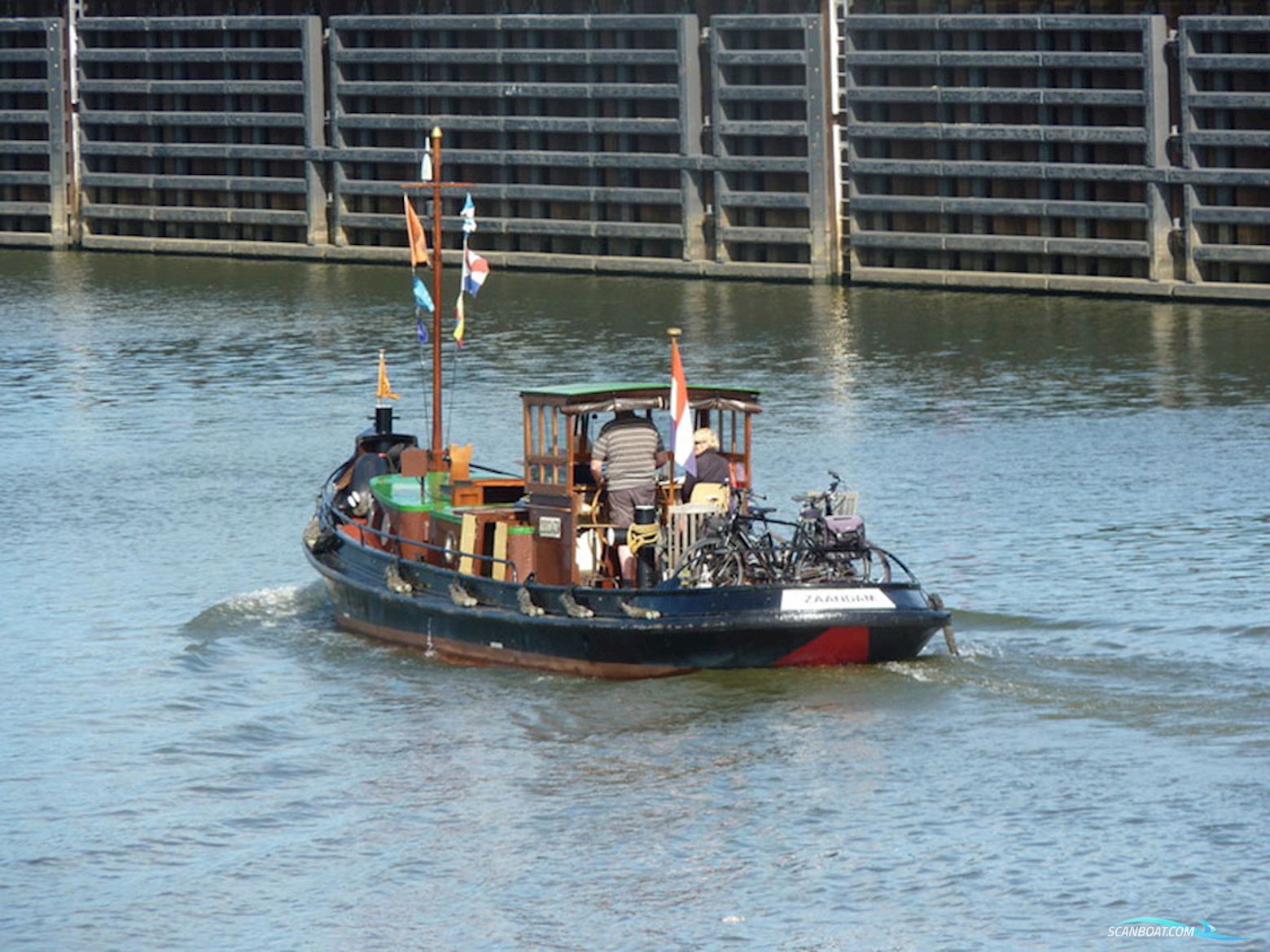 Sleepboot Amsterdammer 13.97