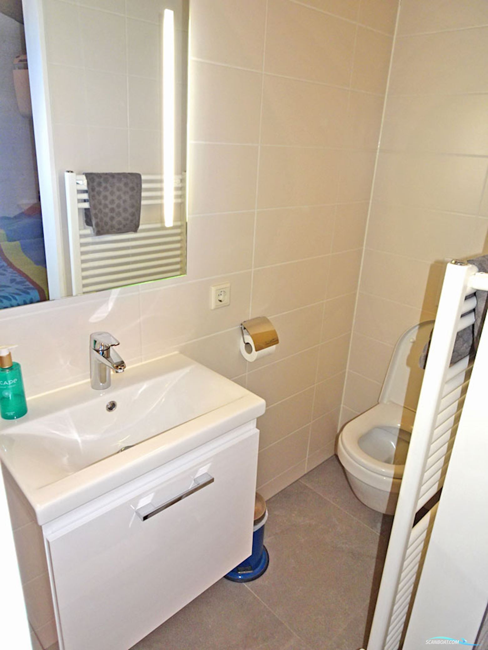 Spits B&B Varend Woonschip 39.09 met CvO