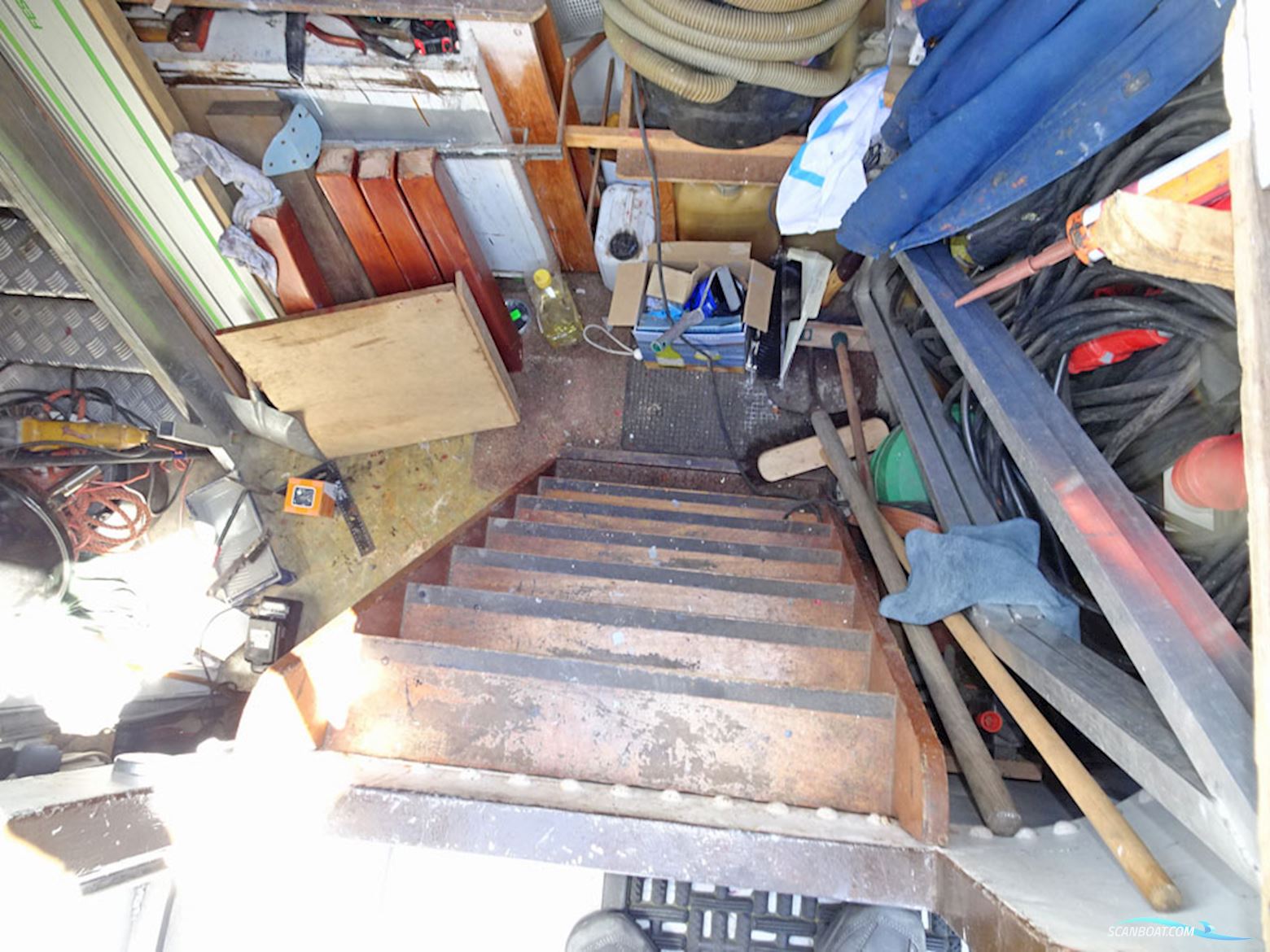 Spits B&B Varend Woonschip 39.09 met CvO