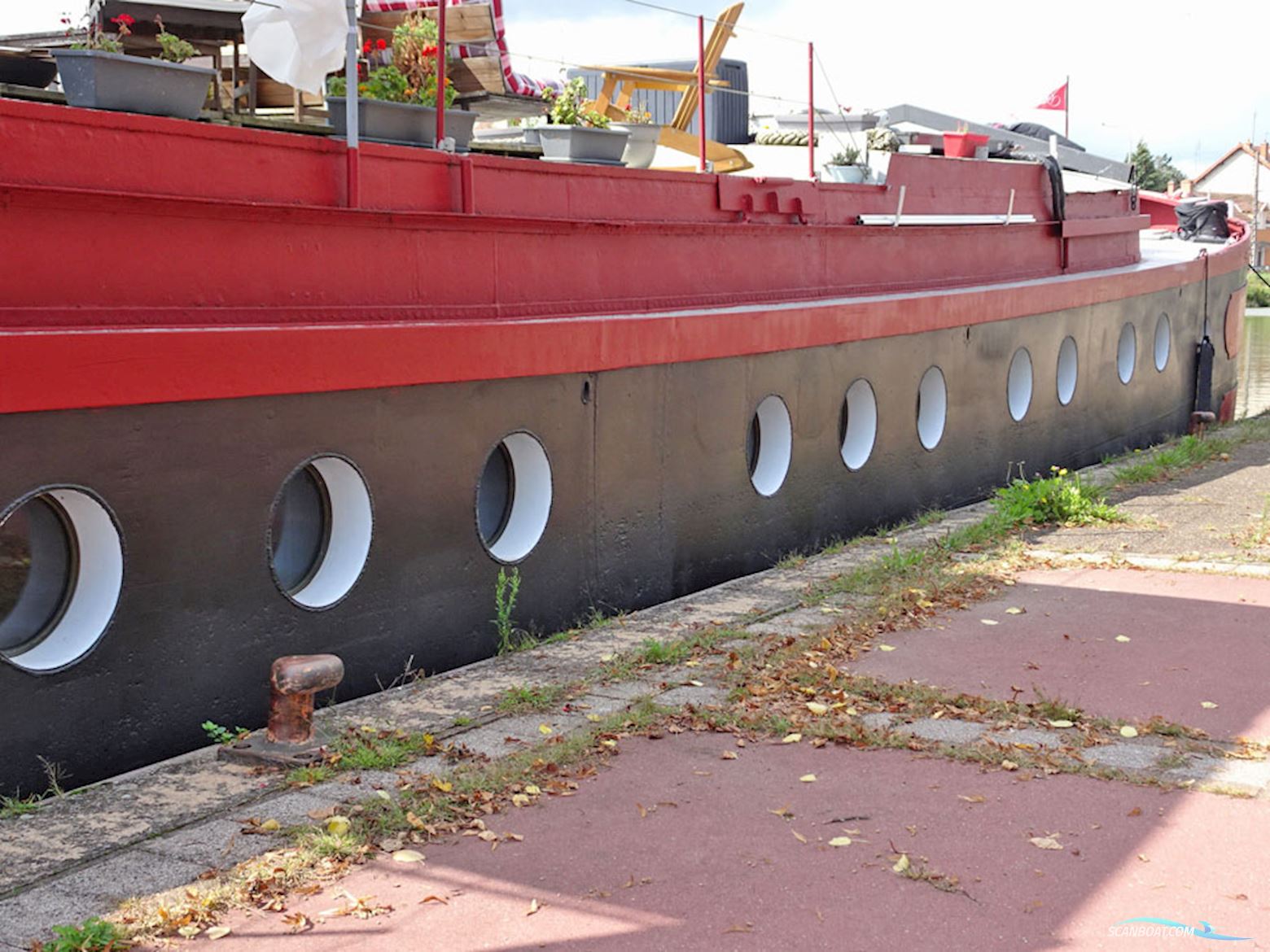 Spits Varend Woonschip 30.53 met UBC