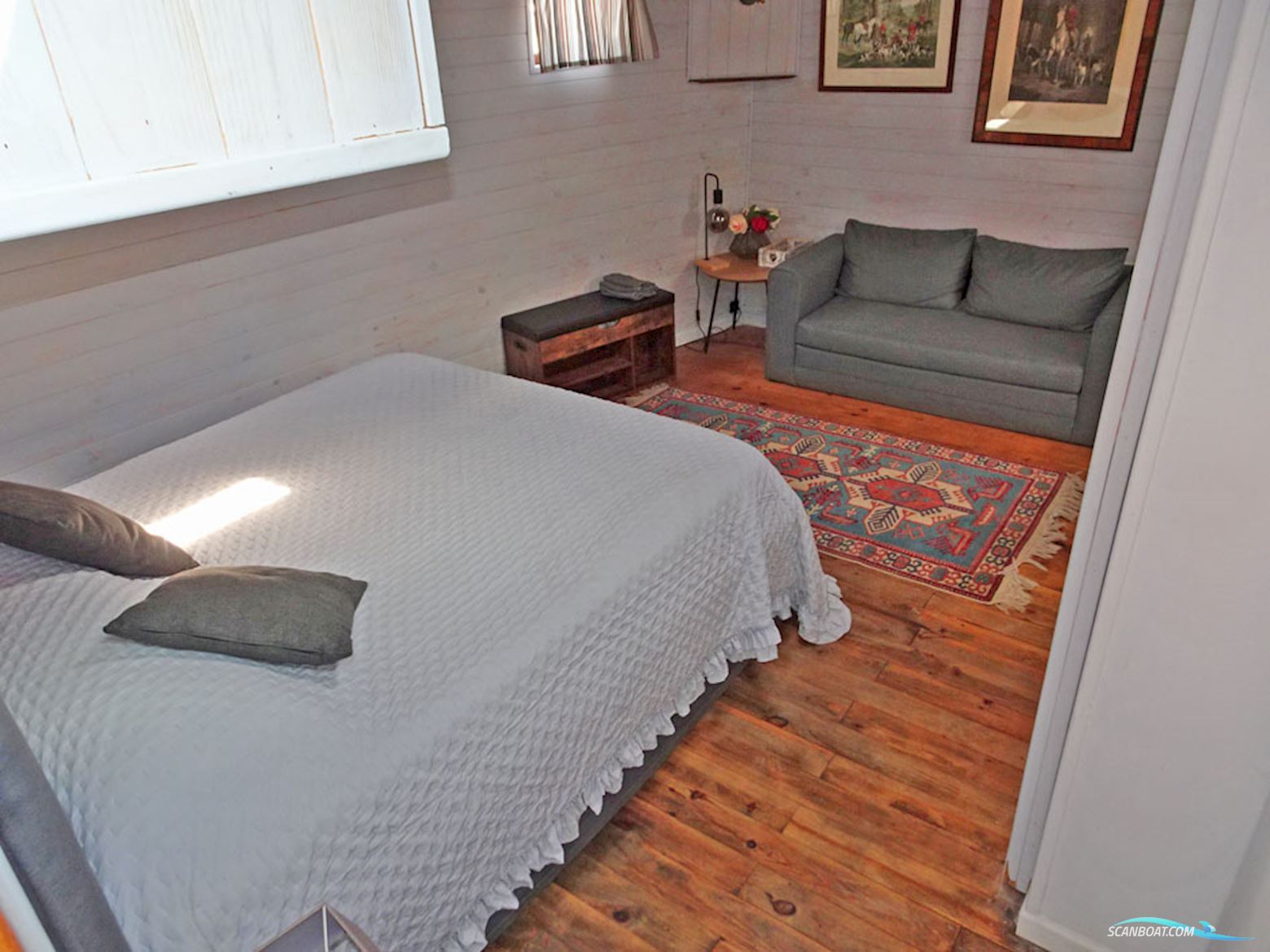 Spits Varend Woonschip 30.53 met UBC