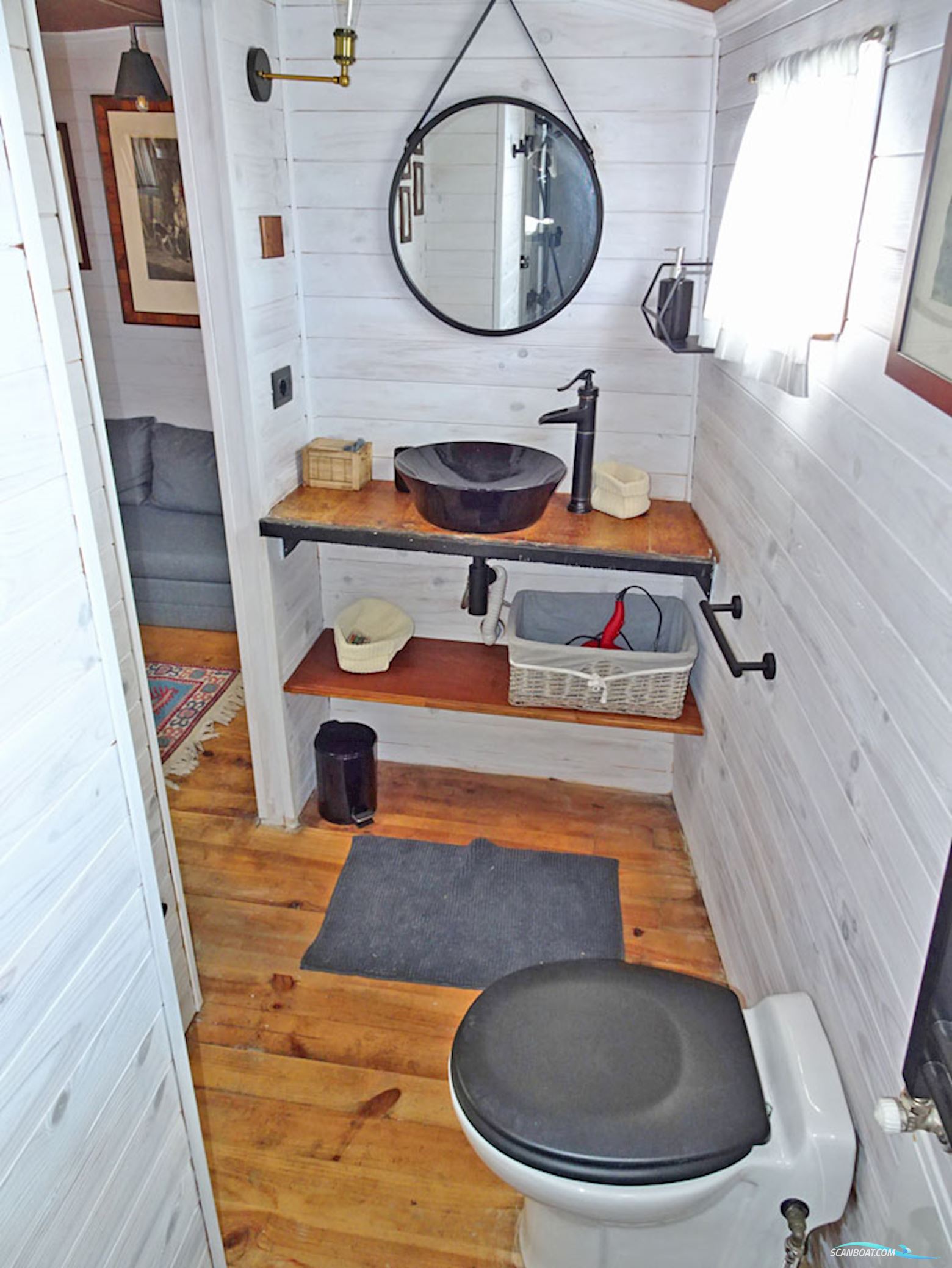 Spits Varend Woonschip 30.53 met UBC