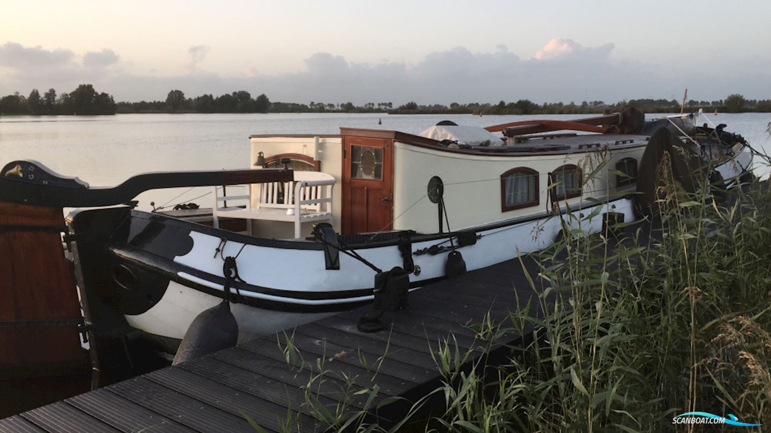 Tjalk Motortjalk, Woonschip Hus- / Bobåt / Flodbåd 1904, med Peugeot motor, Holland
