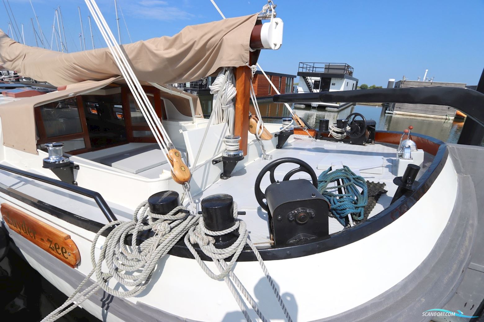 Tjalk Woonboot