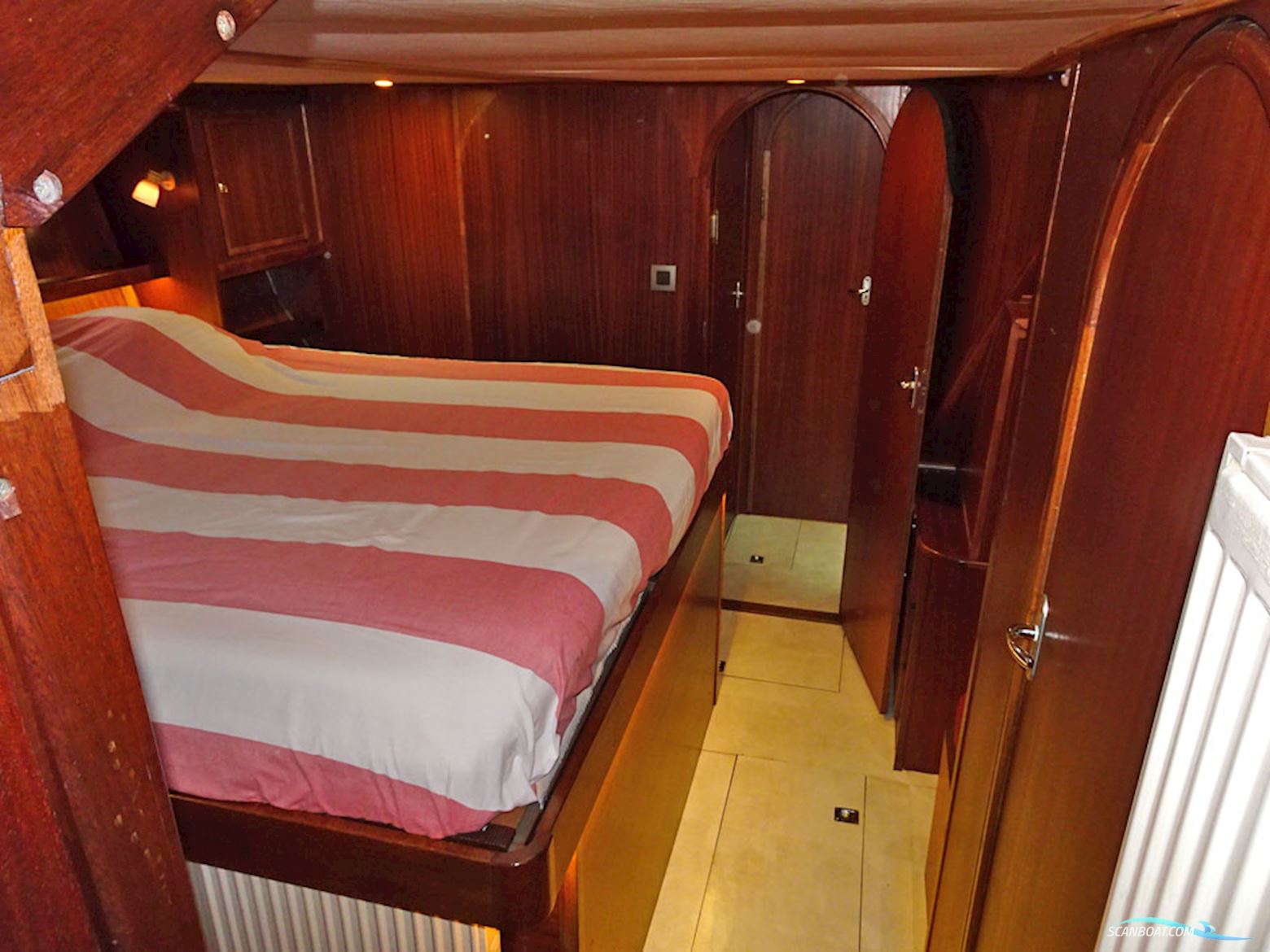 Trawlerjacht 48, Zeegaand