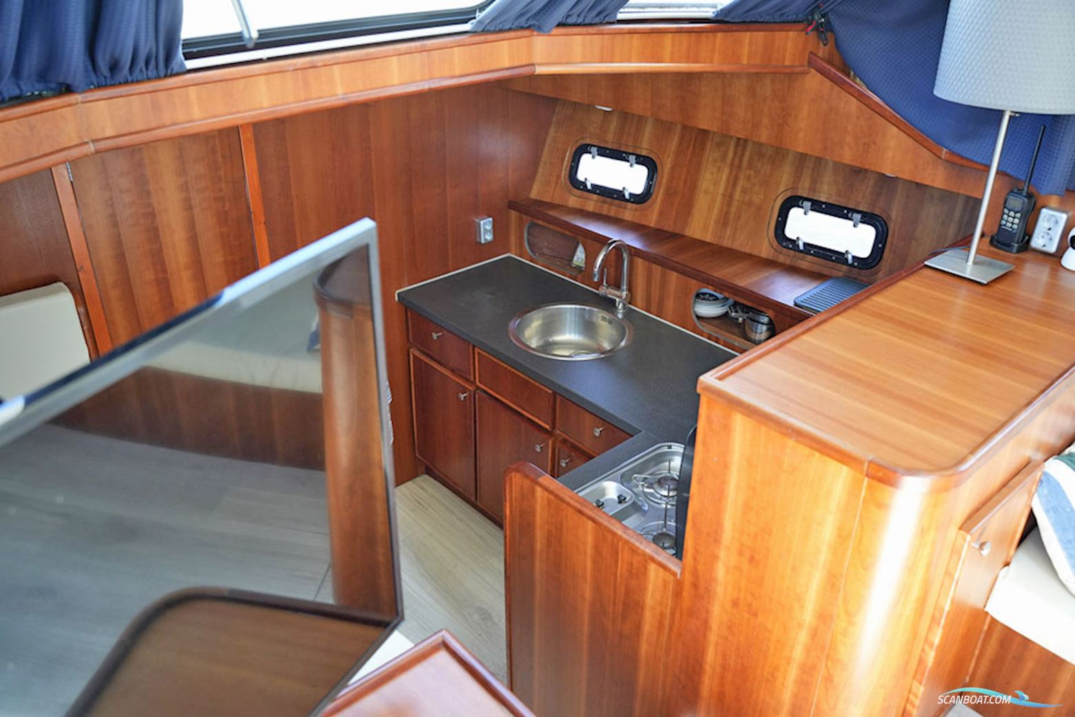Treffer 1300 AK