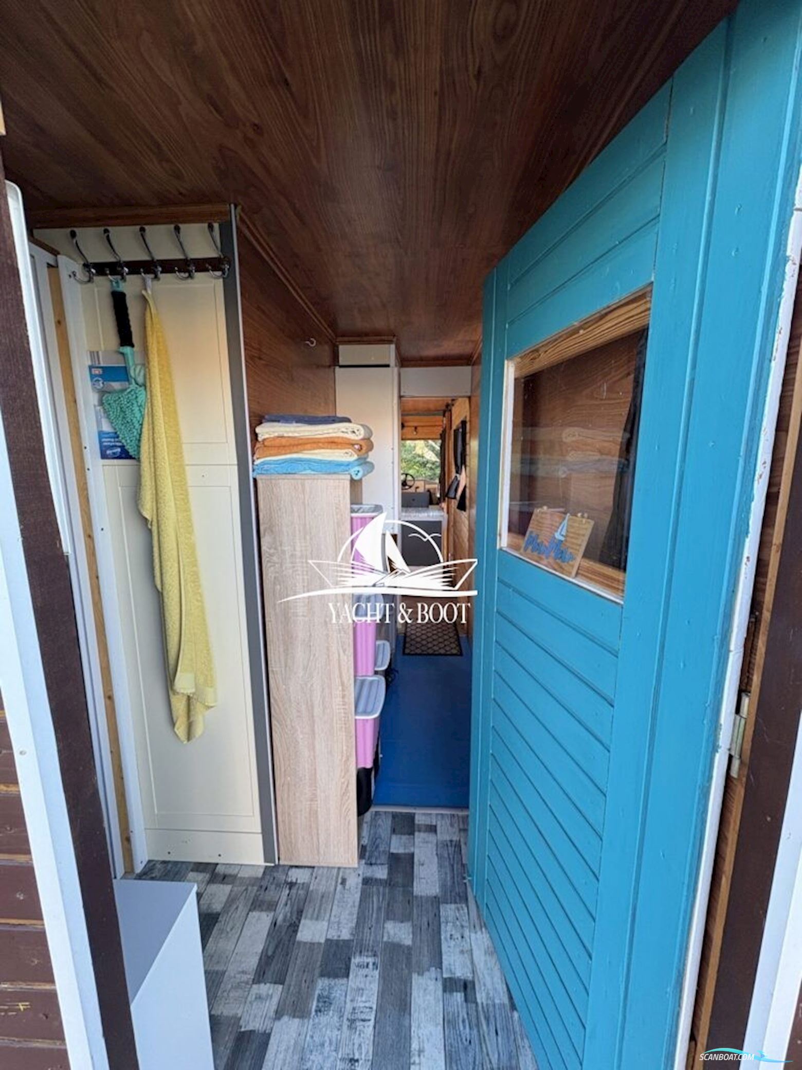 Treibgut Gbr Hausboot 10.6
