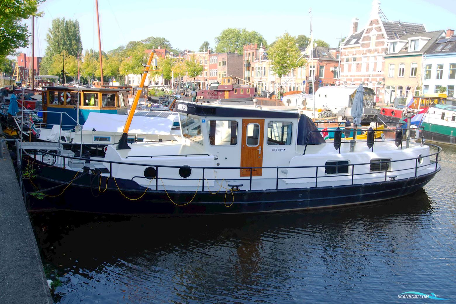 Varend Woonschip