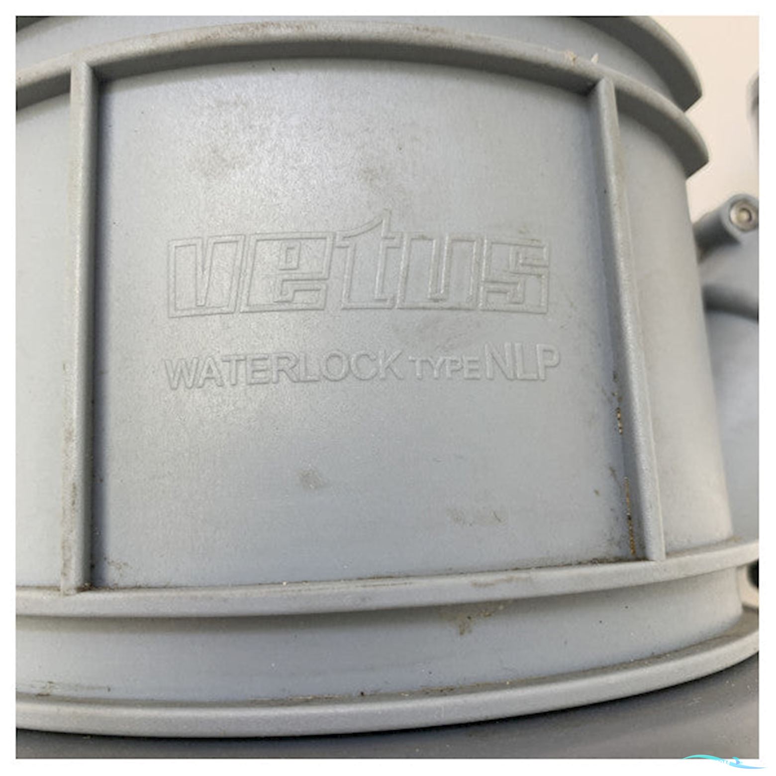 Vetus Waterlock Nlp40 Marine Exhaust System - Sound Silencer